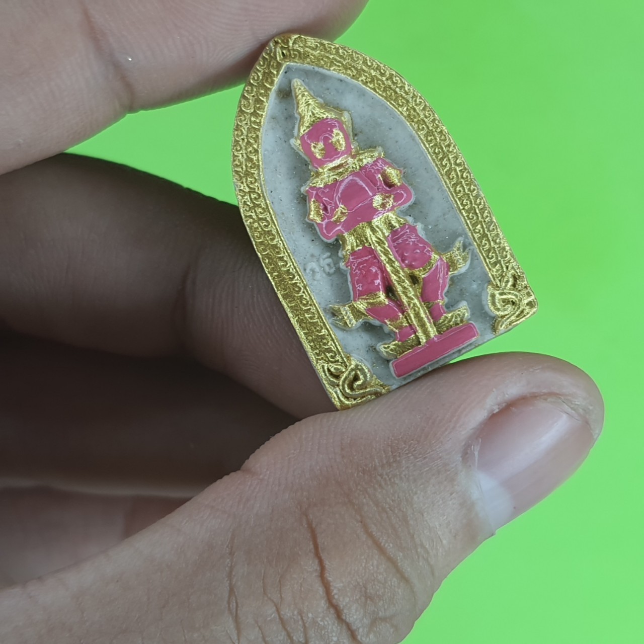 พระเครื่อง ท้าวเวสสุวรรณ สีขาว แต่ง สีชมพู รุ่น แก้ปีชง รวยไม่จบ จนไม่เป็น ภัยไม่มี พระแท้ ท้าวเวสสุวรรณ ท้าวเวสสุวัณ