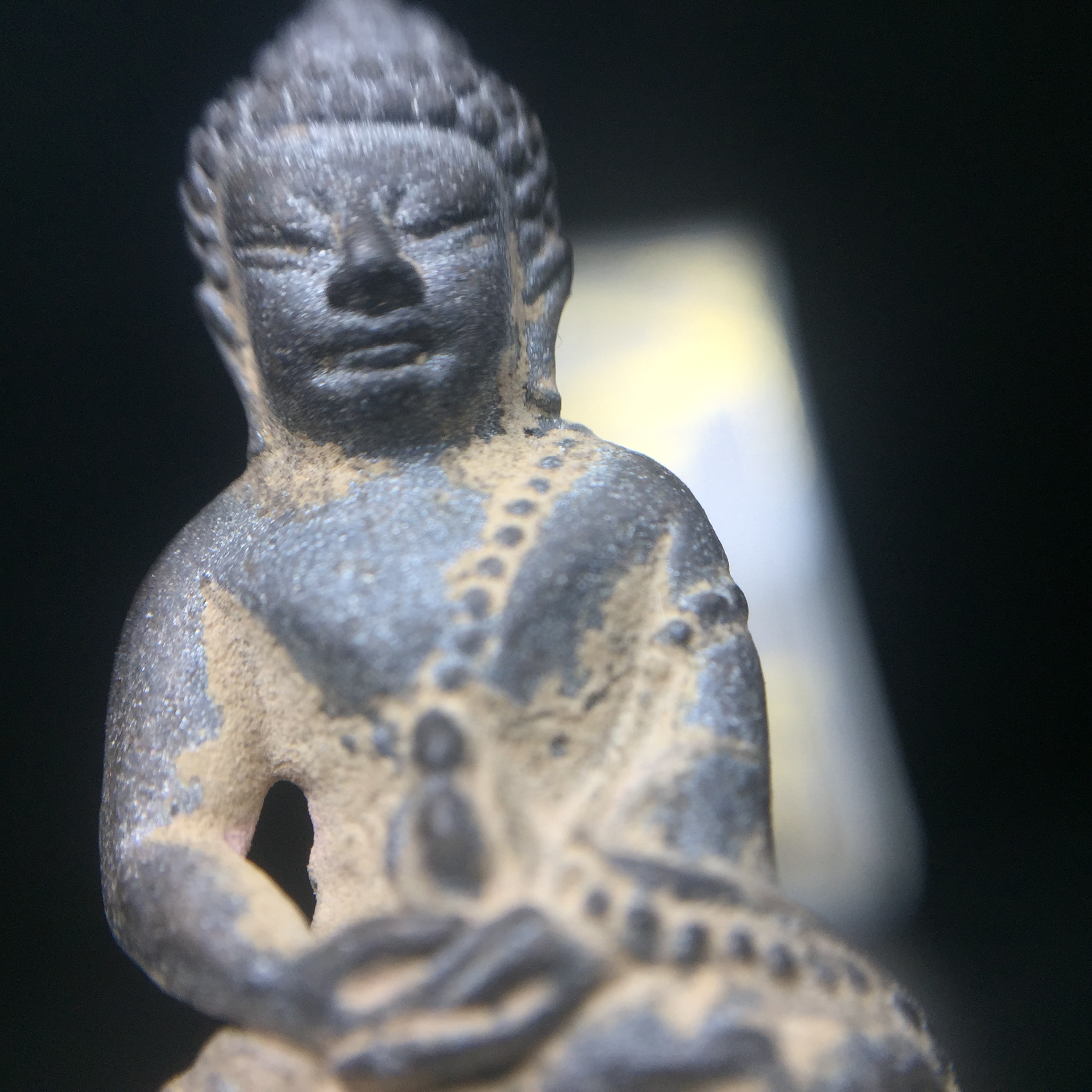 พระกริ่งชินบัญชรฉลองพระชันษา 100 ปี สมเด็จพระญาณสังวร วัดบวรนิเวศวิหาร ปี 2556 เนื้อนวโลหะผสมทองคำก้นทองแดง พิธีใหญ่ มวลสารเด่น นิยม(1 ใน 2556 องค์)