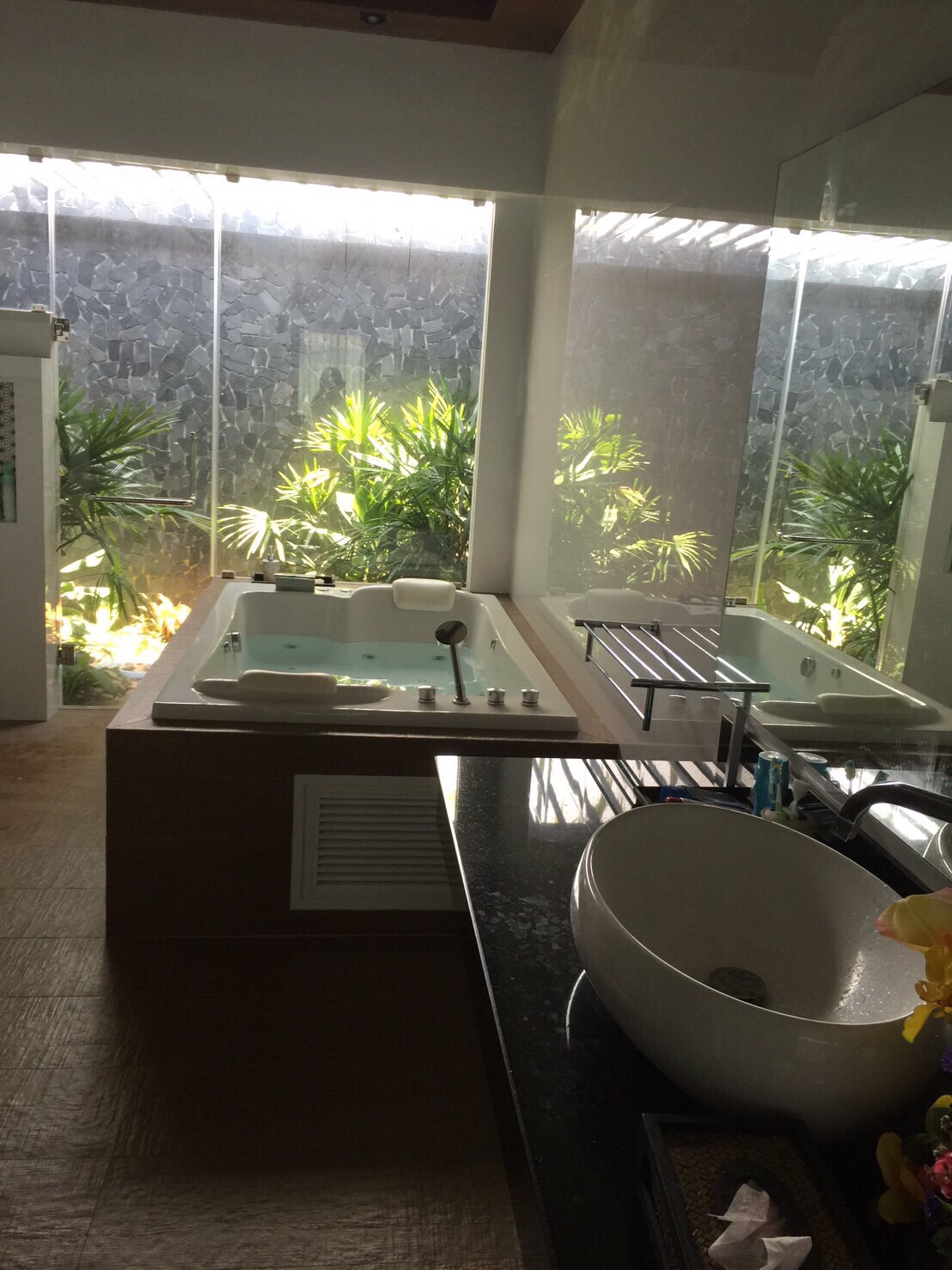 For Sale : Thalang Luxury Pool Villa, 3 bedrooms 3 Bathrooms