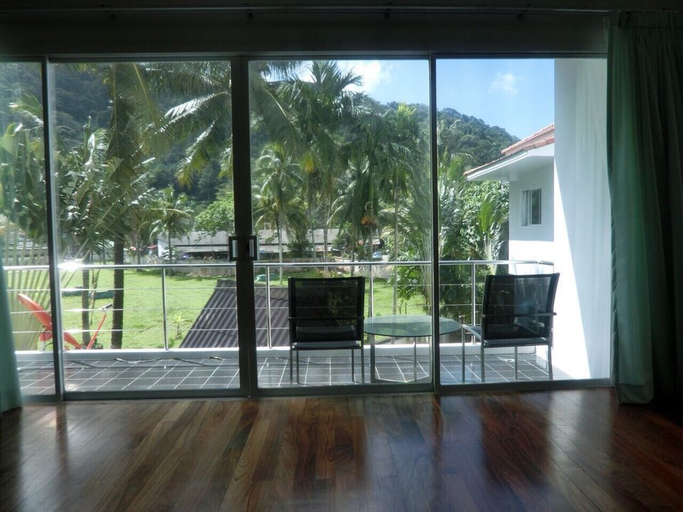 For Sale : Kata Private Pool villa, 5 bedrooms 5 bathrooms, (104 sqw.)