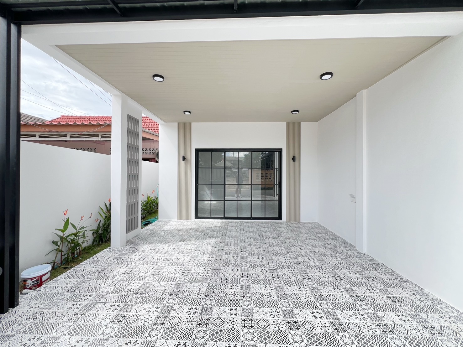 For Sales : Wichit, Modern style townhouse, 2 Bedrooms 2 Bathrooms