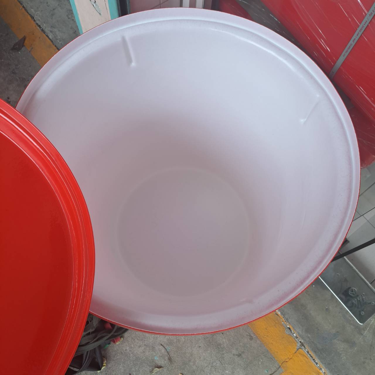 ถังกลมปากกว้าง R200/8