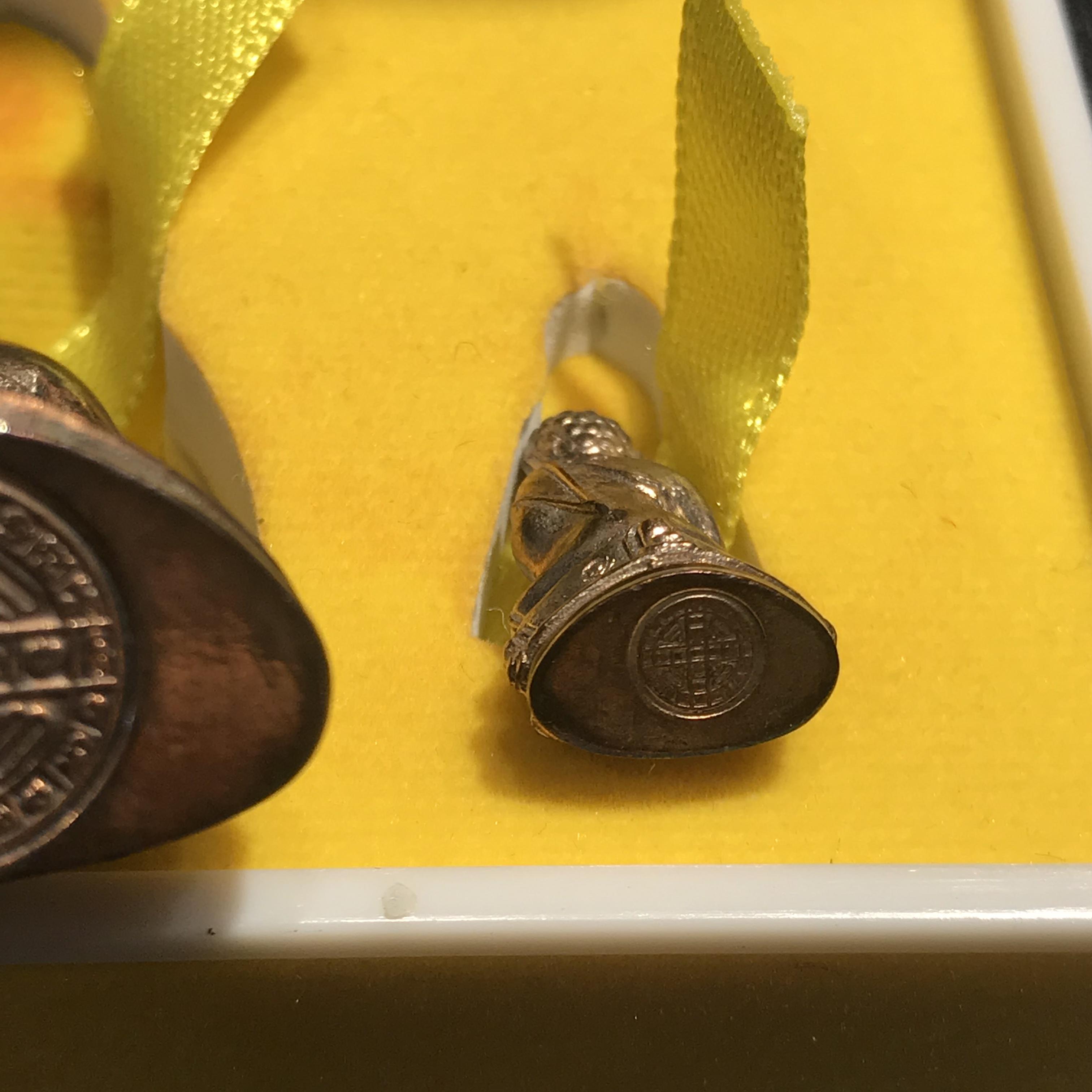 พระกริ่ง-พระชัยวัฒน์ ภปร จุฬาลงกรณ์ วัดบวรนิเวศราชวรวิหาร เนื้อนวโลหะ ปี2550