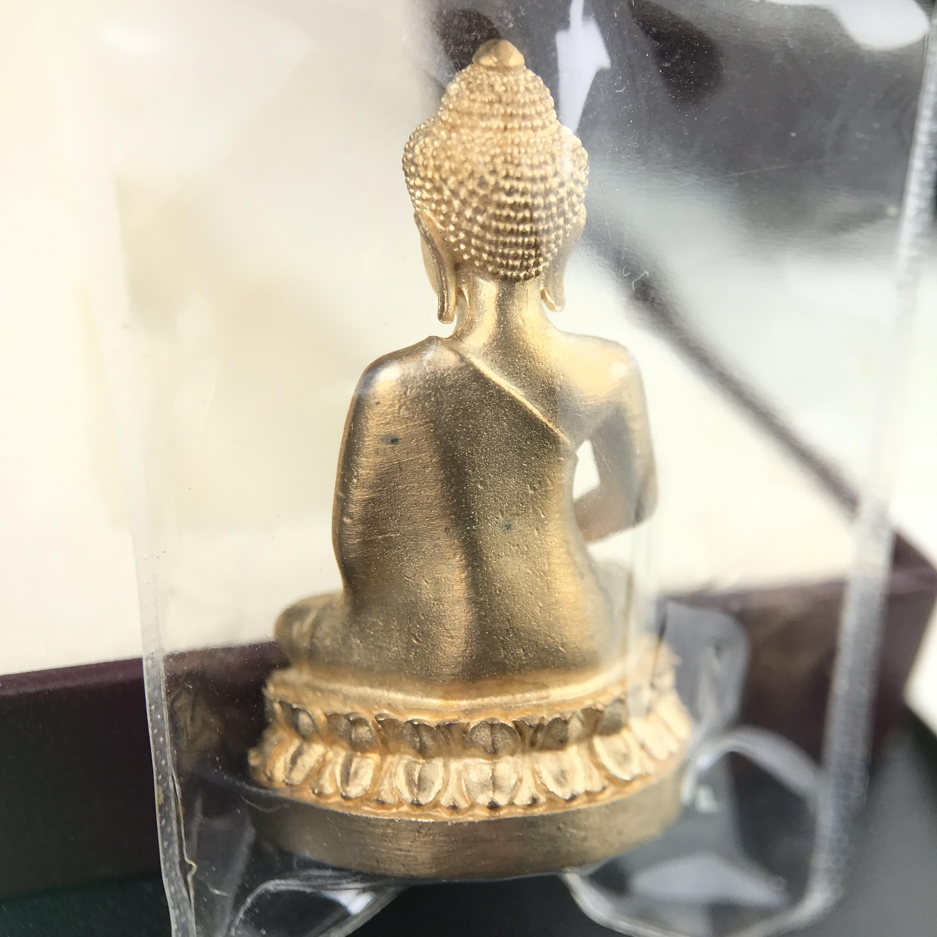 พระกริ่งนิรันตราย(เฉพาะข้าราชการตำรวจ)สำนักงานตำรวจแห่งชาติ ปี 2555 พุทธาภิเษก วัดบวรนิเวศวิหาร ปี 2555 เนื้อสัมฤทธิ์ อุปกรณ์ใบกล่องครบ น่าสะสม ที่สุดความศักดิ์สิทธิ์ สุดเข้มขลัง มวลสารดี พิธีใหญ่ เกจิดังทั่วประเทศ 255 รูป ร่วมอธิษฐานจิตปลุกเสก พระสภาพสวย