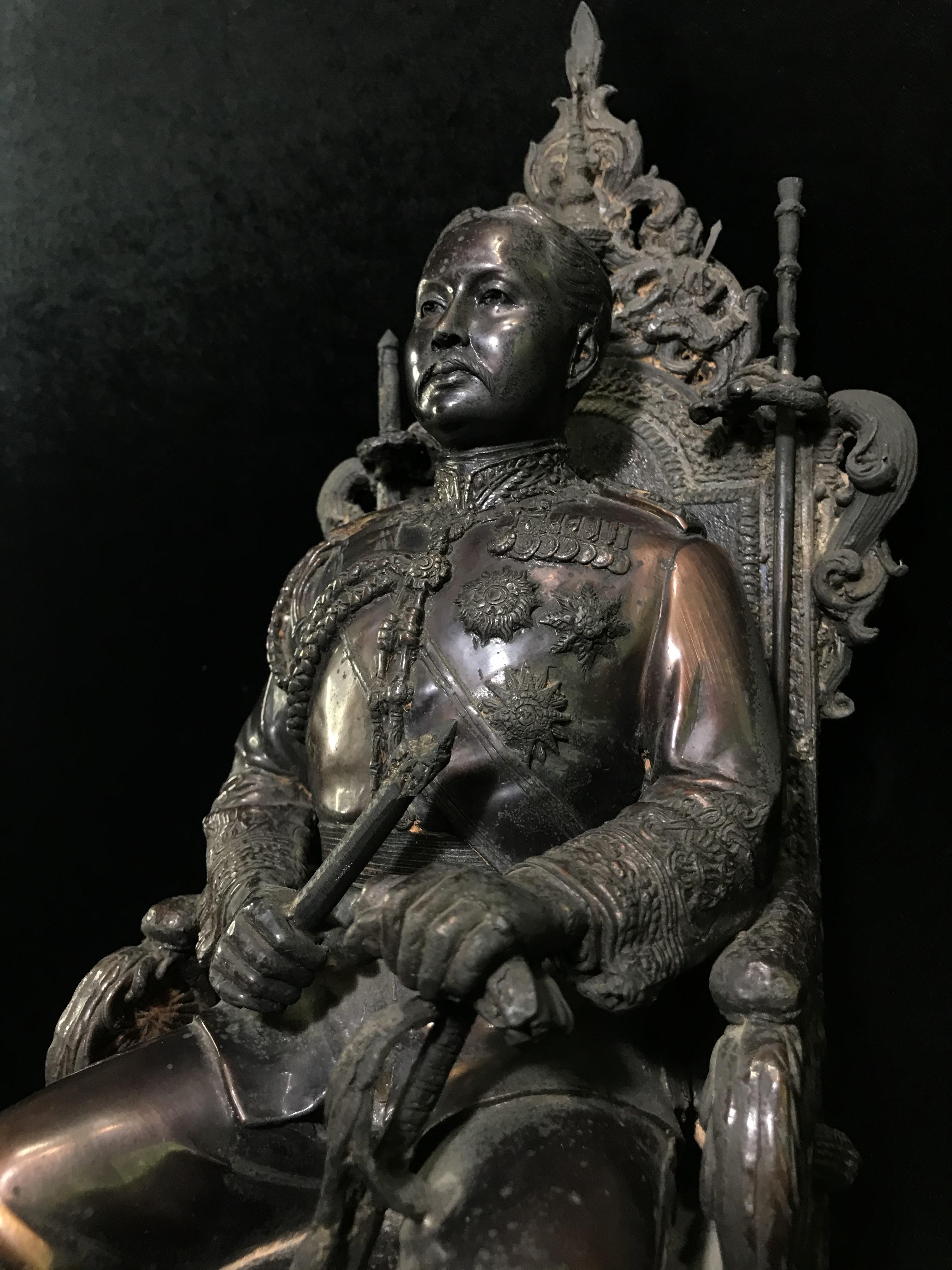 พระบรมรูปจำลองรัชกาลที่5 ครบ99ปี โรงเรียนนายร้อย จปร. จ.นครนายก ปี2529(ในหลวงร.9เสด็จในพิธี)