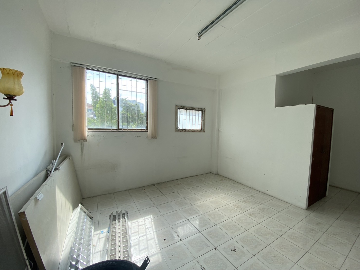 For Sales : Phuket Town, 4-story commercial building, 4 Rooms 4 Bathrooms