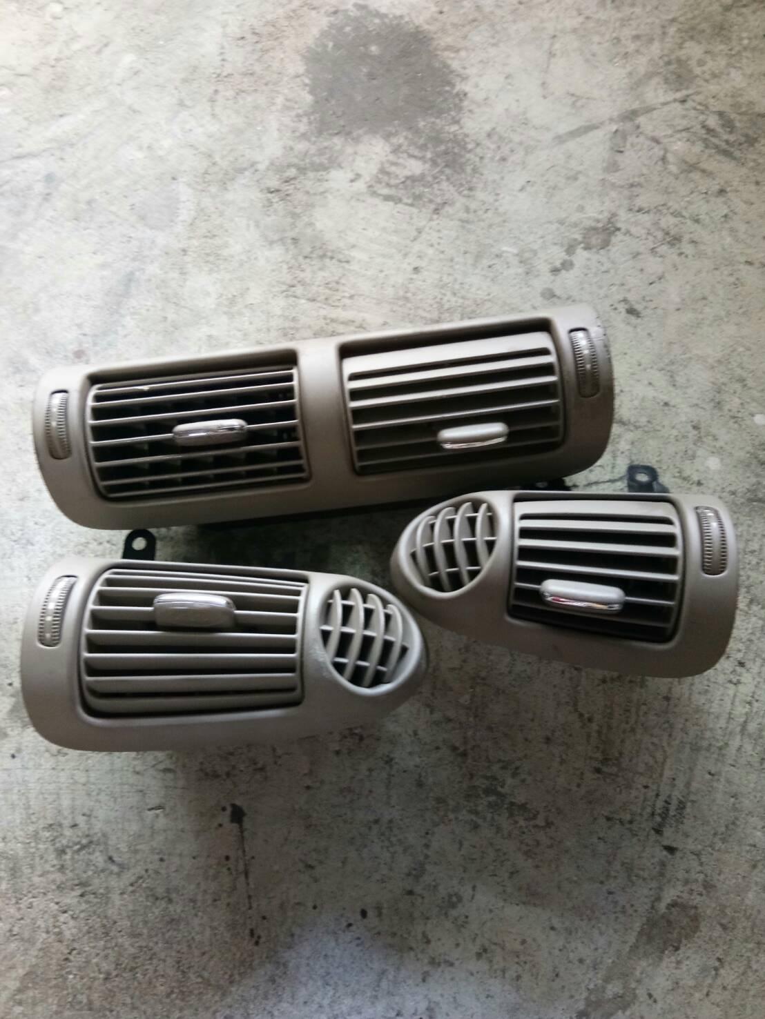 ชุดช่องแอร์W203