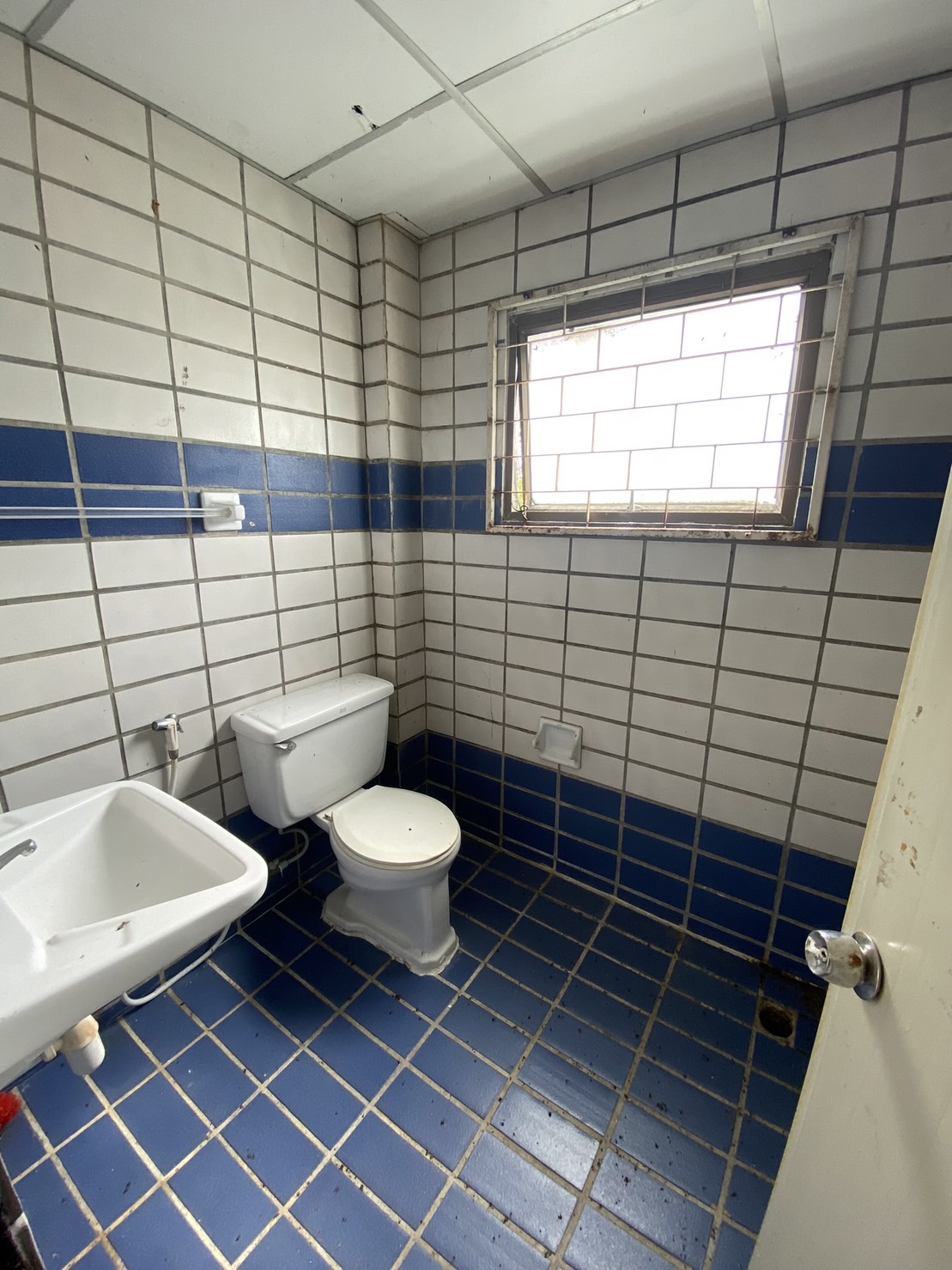 For Sales : Phuket Town, 4-story commercial building, 4 Rooms 4 Bathrooms