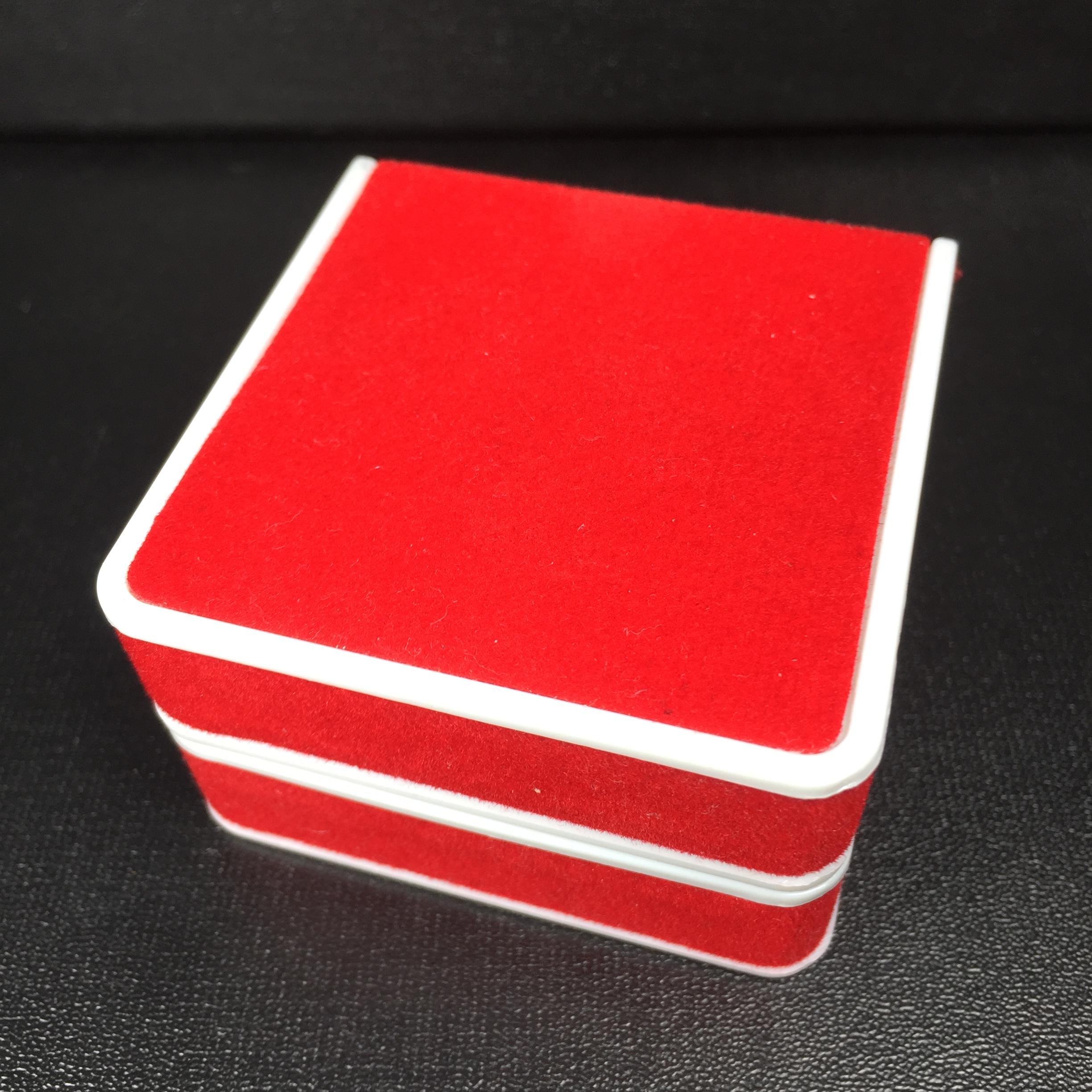 สมเด็จพระพุฒาจารย์โต พรหมรังสี(สมเด็จโต) รุ่นอุดมโชคโภคทรัพย์ ปี 2550 เนื้อทองคำ(สภาพ สวย ซีนซองเดิม กล่องบรรจุเดิมครบสมบูรณ์)