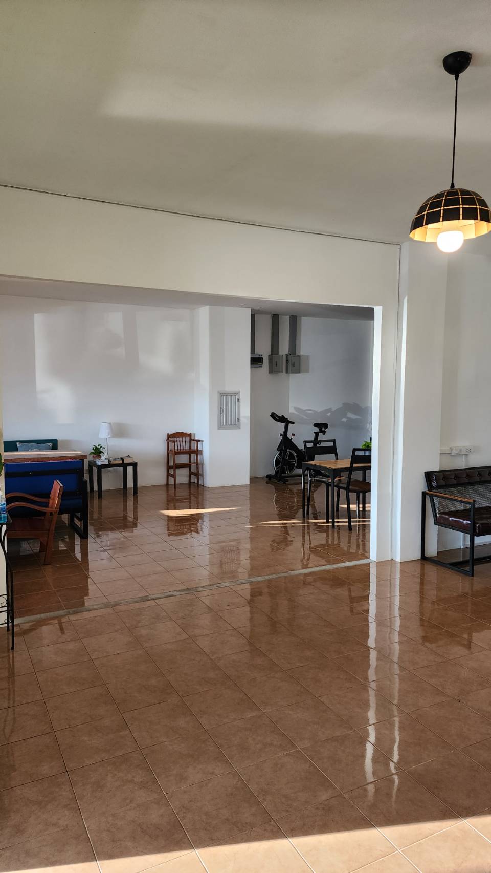 For Sales : Cherngtalay, 3-Storey Commercial Building, 11 bedrooms 14 bathrooms