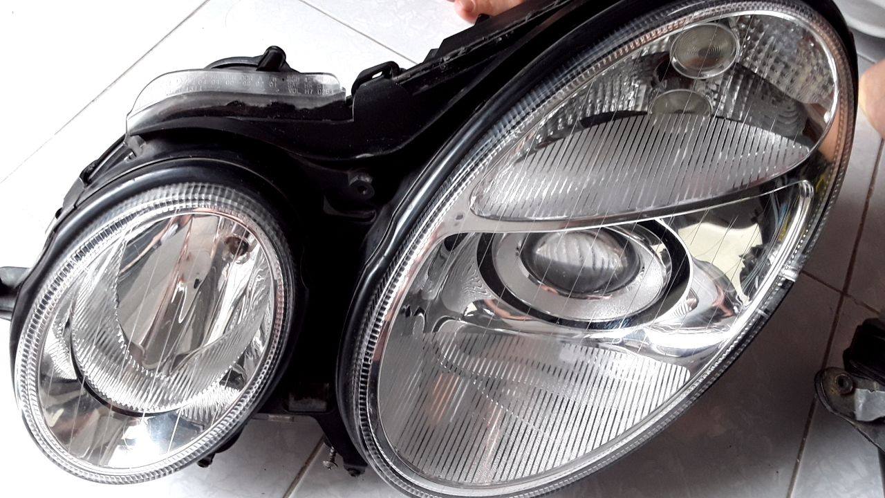 ไฟหน้าBENZ W211