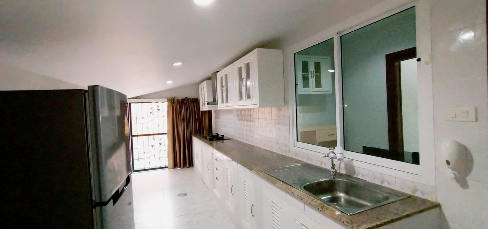 For Rent : House available for rent At Rawai Phuket 2 Bedrooms 2 Bathrooms