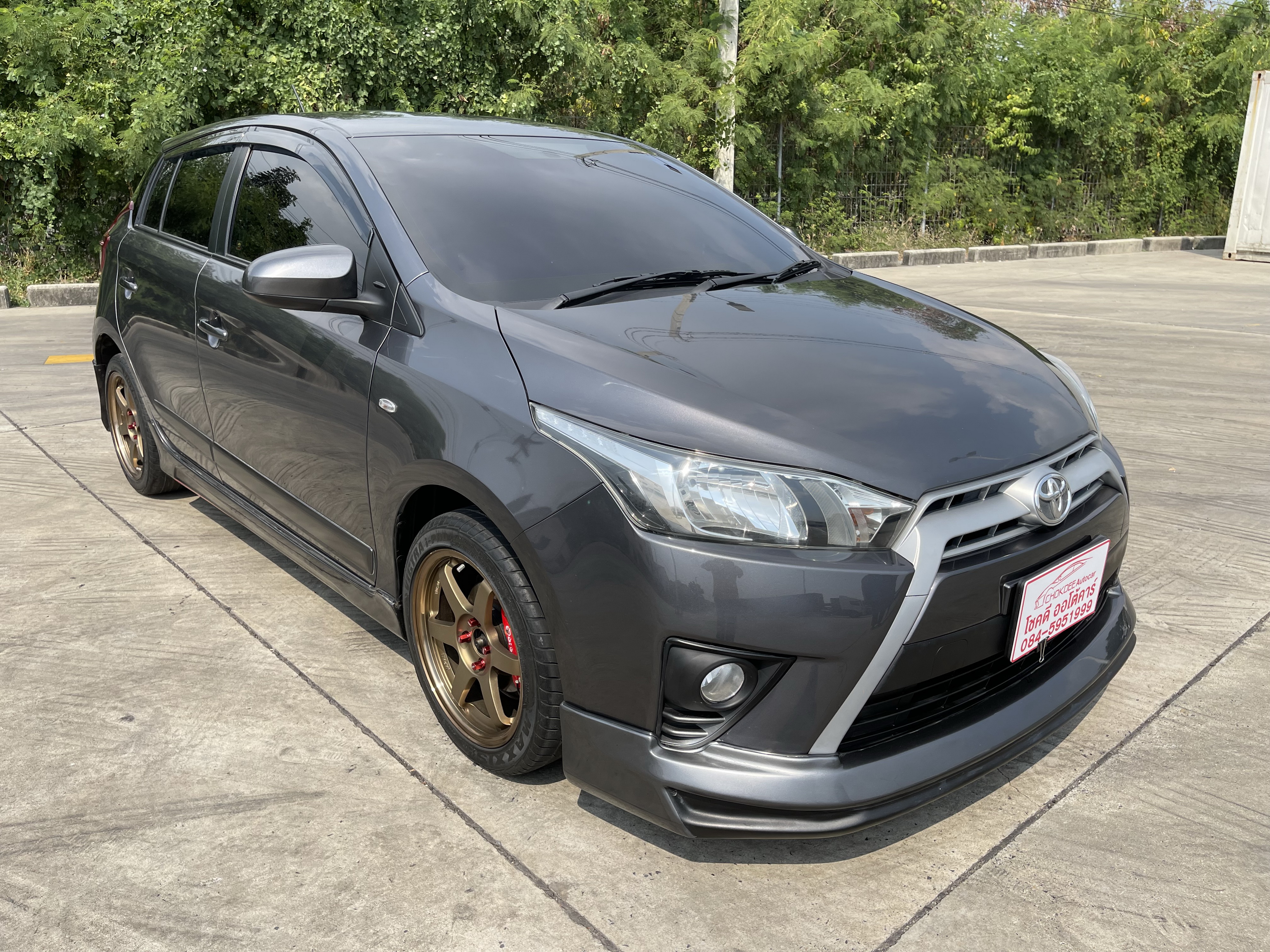 Toyota Yaris 1.2 E At 2017 เทาดำ