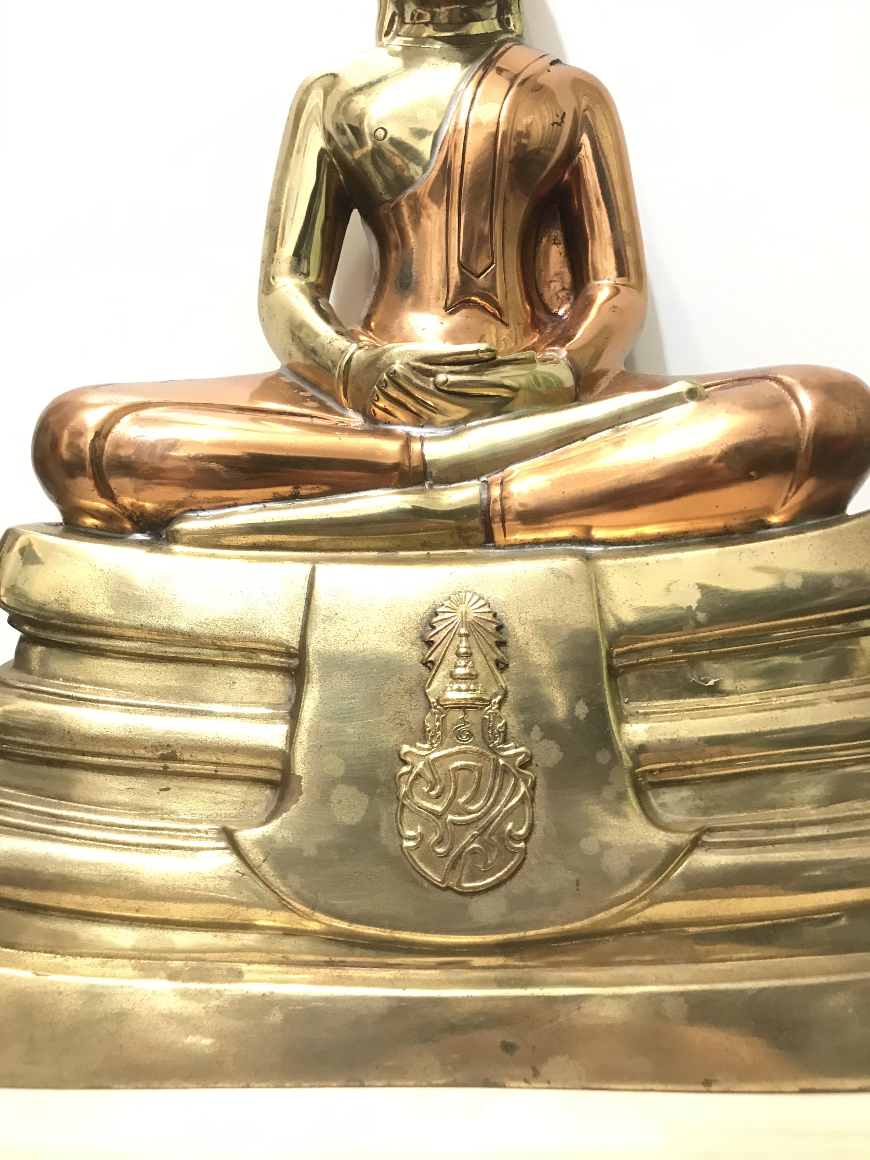 พระบูชาพระพุทธโสธร ภปร. รุ่นย้อนยุค ปี2539 กาญจนาภิเษกครองราชสมบัติครบ 50ปี หน้าตัก9นิ้ว เนื้อสามกษัตริย์ หมายเลข02309