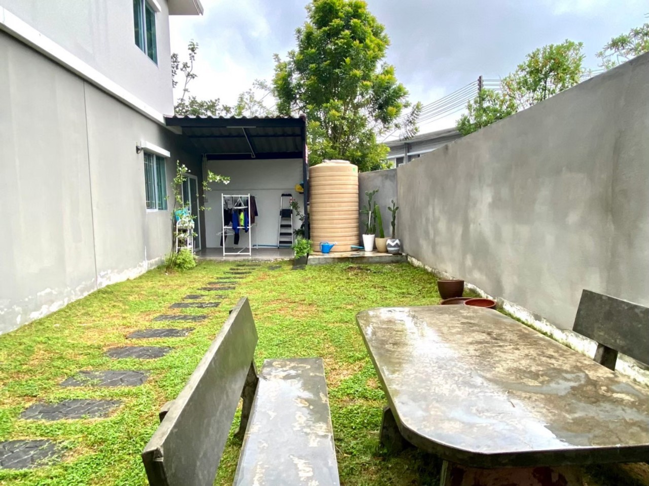 For Sales : Kohkaew, Townhouse style detached house, 3 Bedrooms, 2 Bathrooms