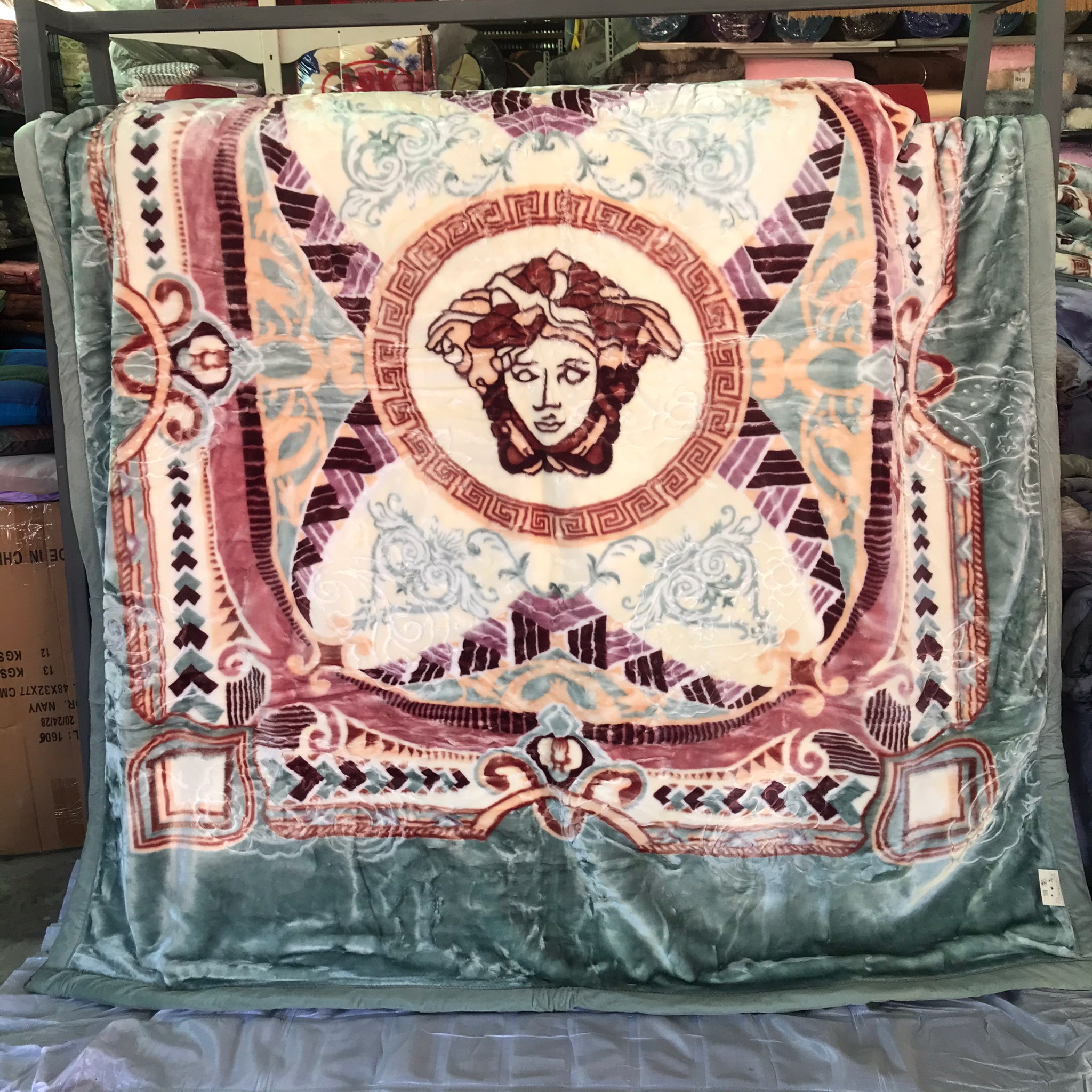 ผ้าห่มขนมิ้ง ขนาด 6 ฟุต