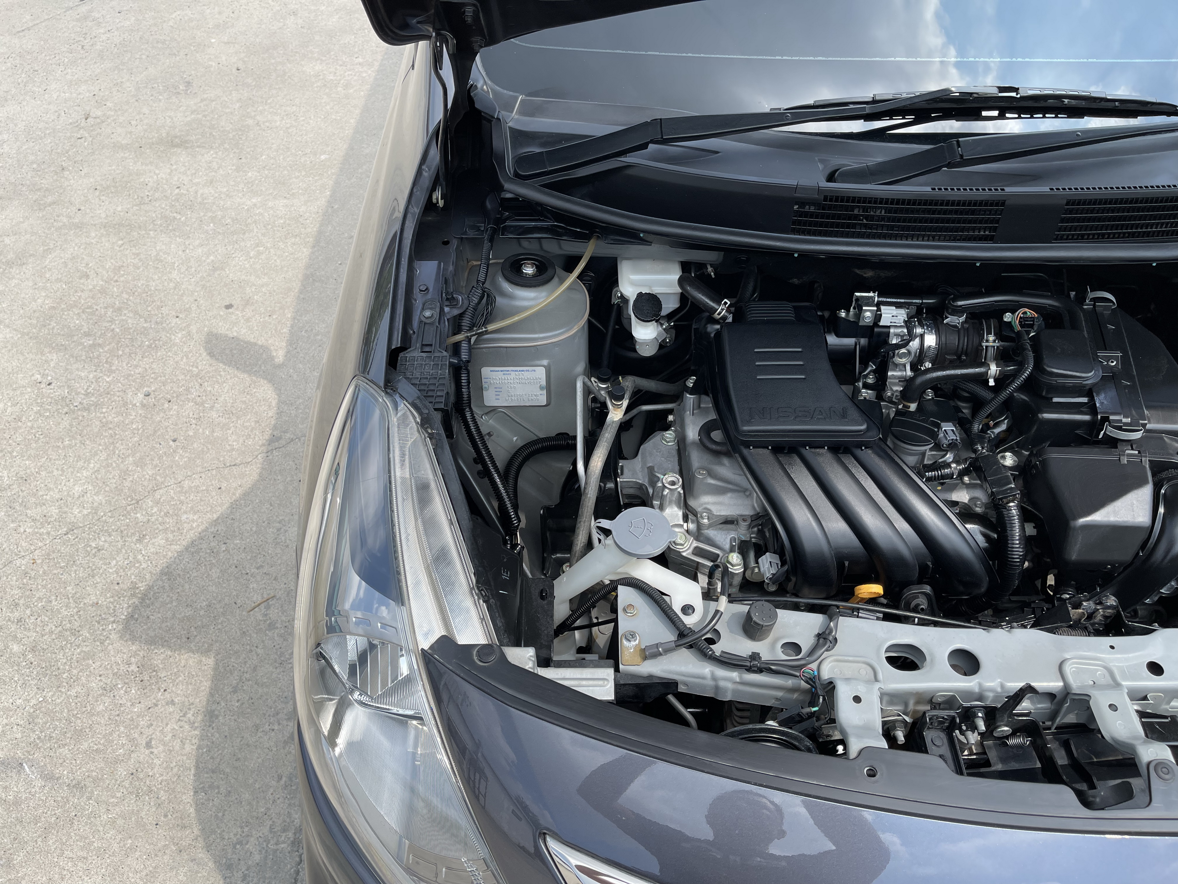 Nissan Almera 1.2 E Sportech At 2018 เทา