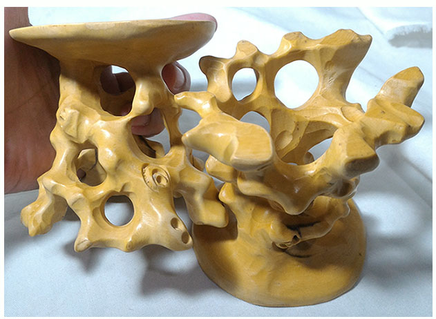 ฐานหรือกี๋ไม้boxwood ทรงรากไม้ อันละ