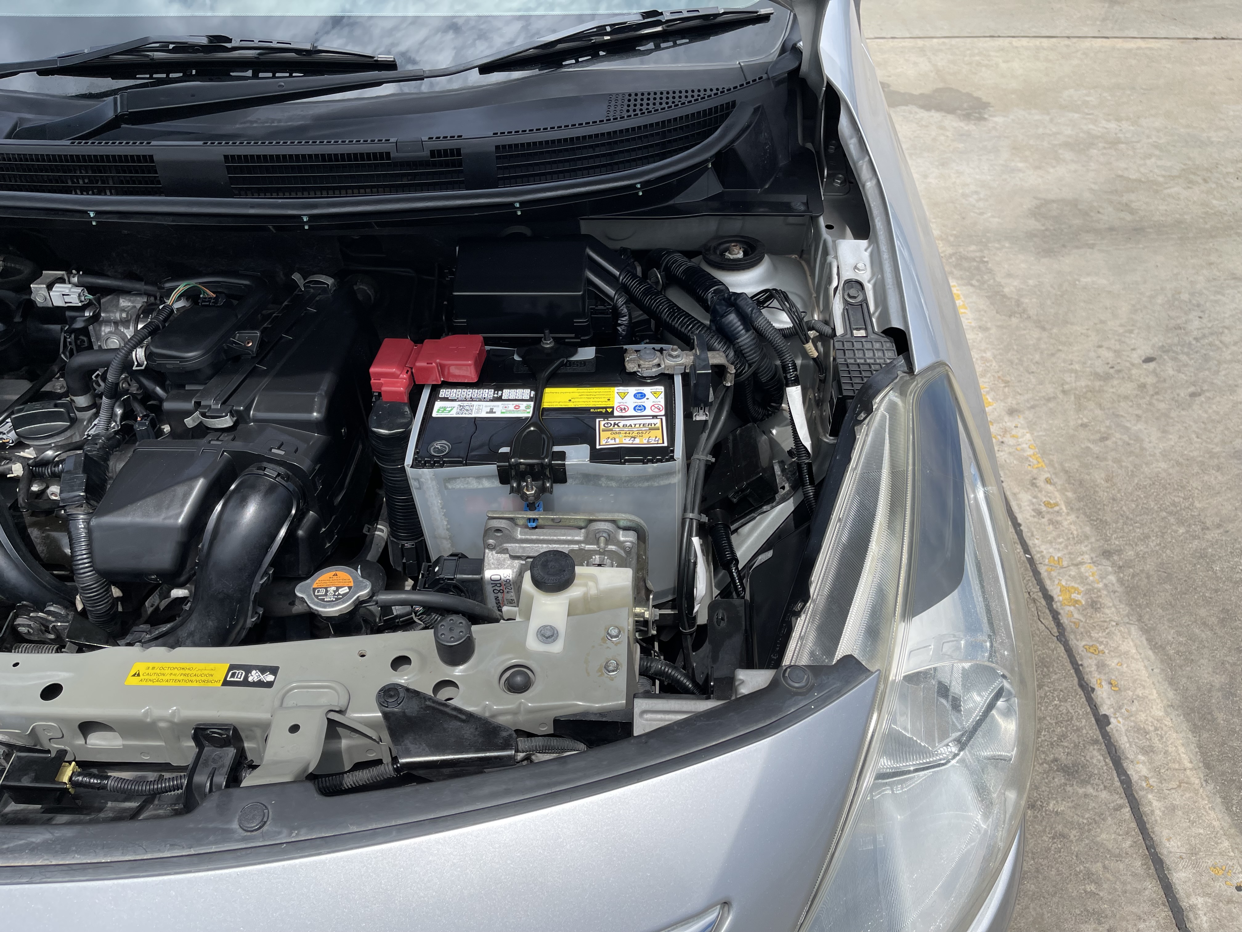 Nissan Almera 1.2 VL At 2015 เงิน