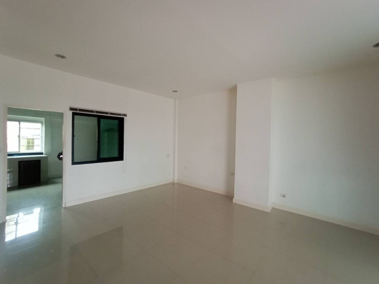 For Sales: Pakhlok, Sucharee Village Phuket, 3 bedrooms 2 bathrooms, 22.4 sqw.