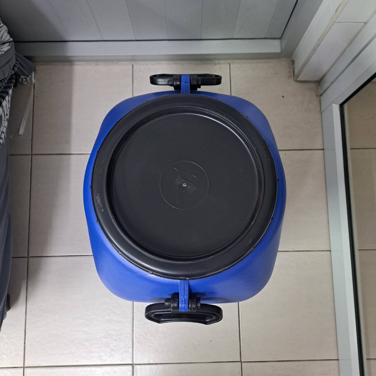 ถังหมักเหลี่ยม 50 ลิตร มีหู ฝาเกลียว