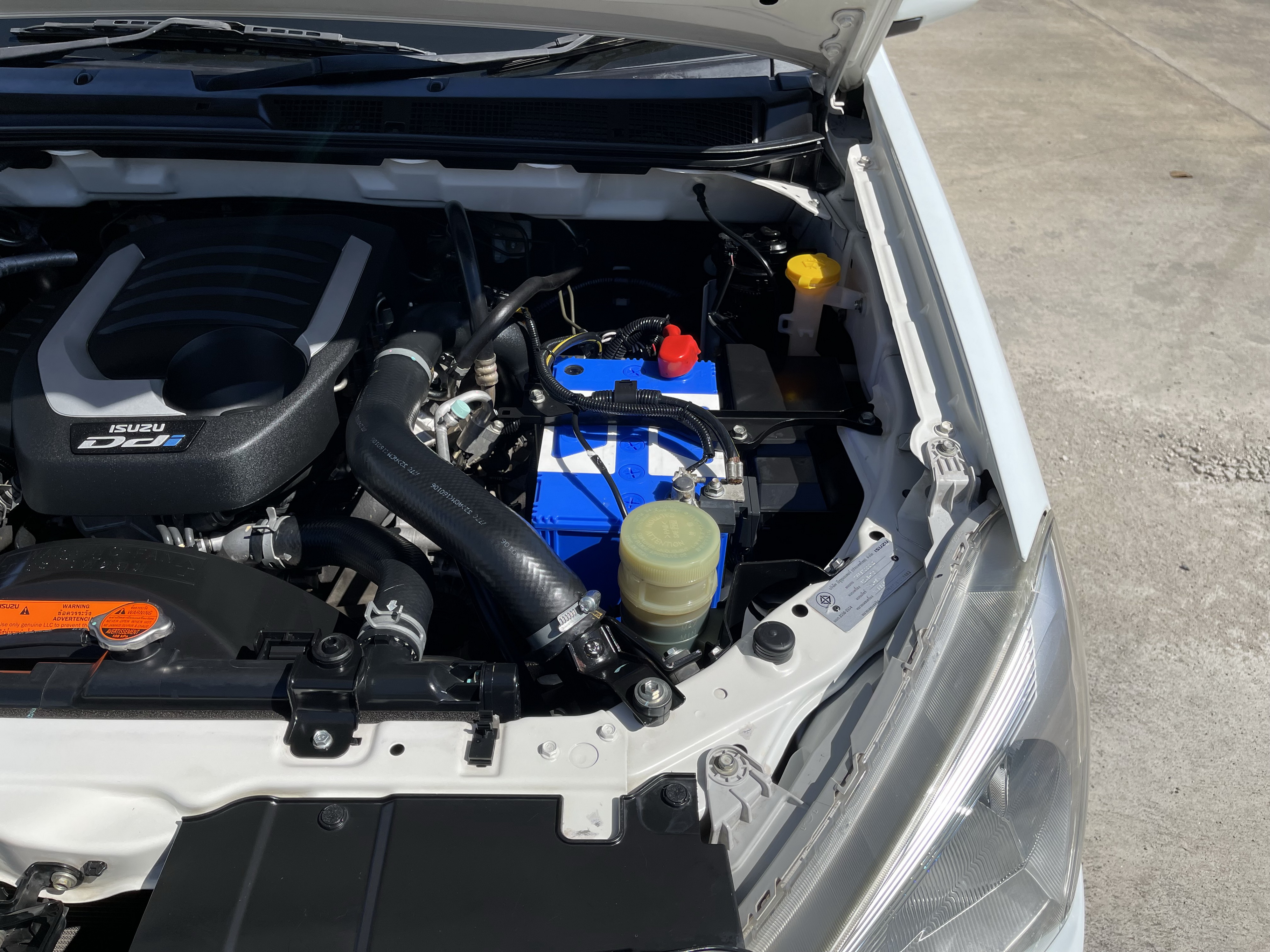 Isuzu Dmax All New 4ประตู 1.9 S 2016 ขาว