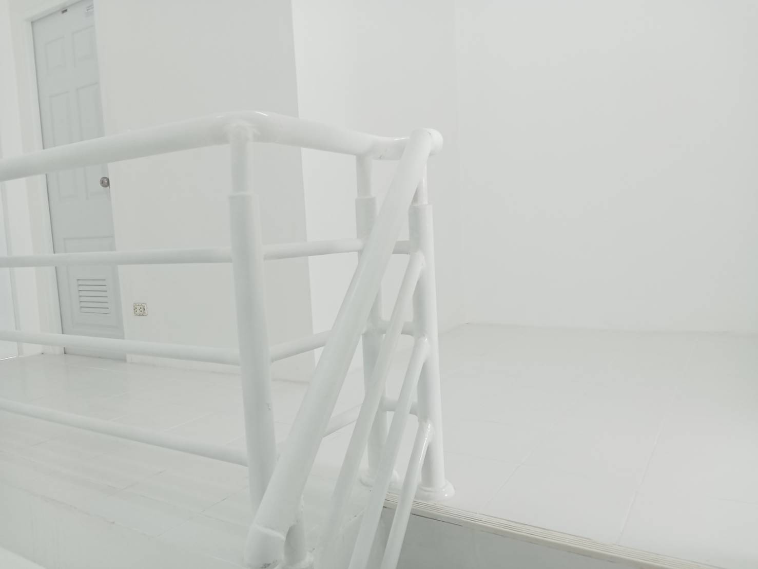 For Rent : Samkong, 3-Story Commercial Building, 2 Bedroom 2 Bathrooms