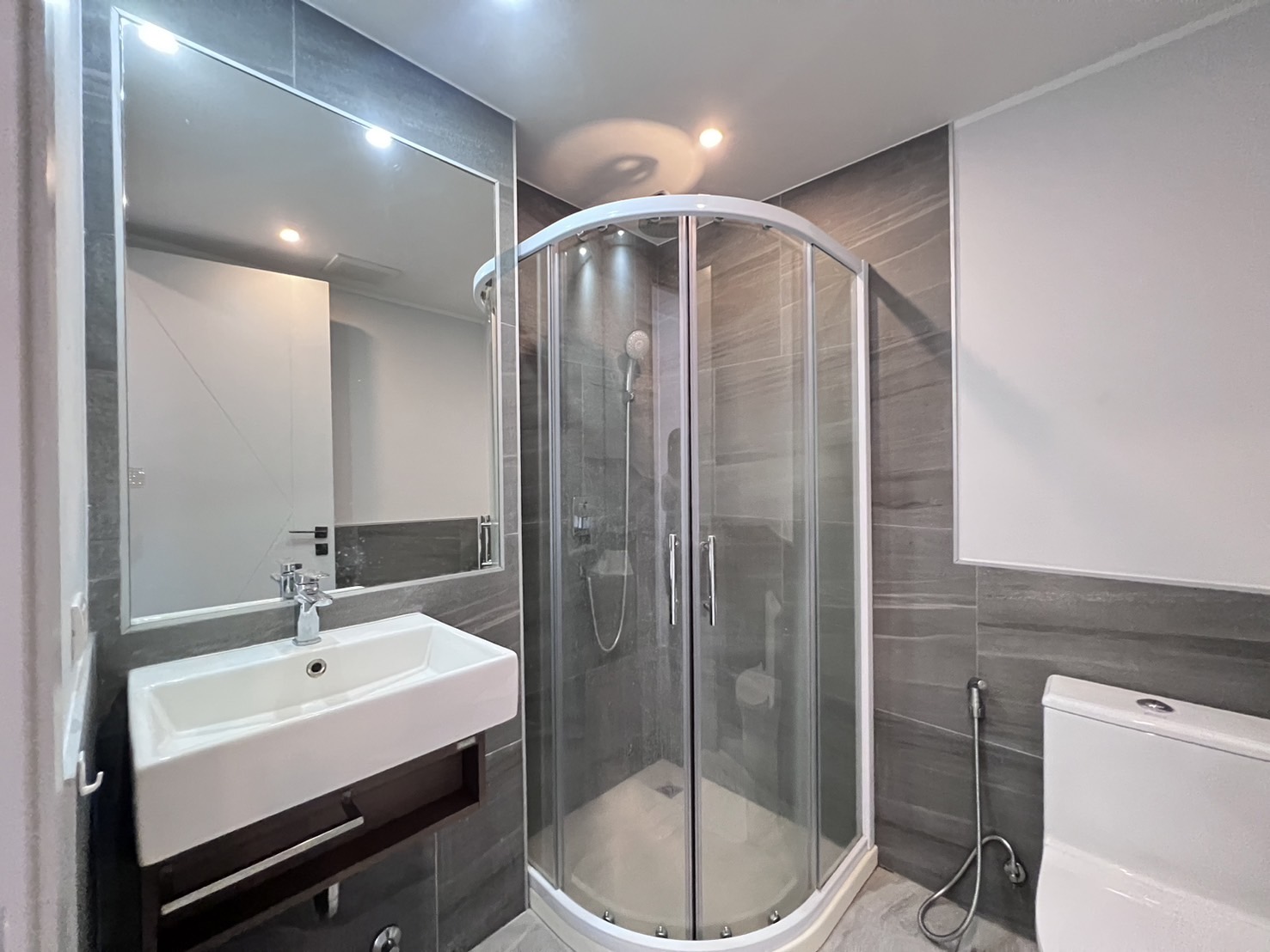 For Rent : Chalong, The Tower Condominium 1 Bedroom 1 Bathroom