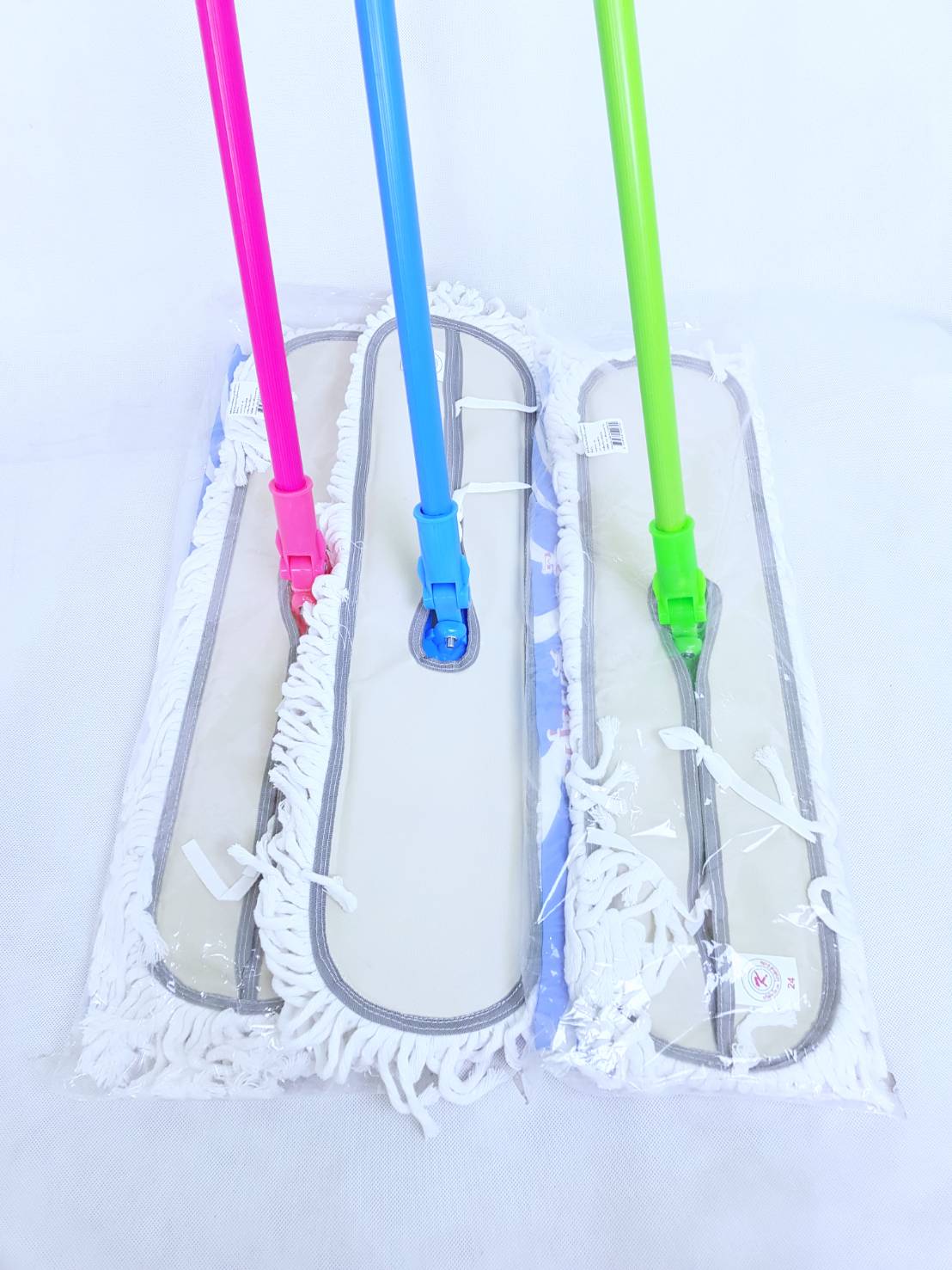 Small Evting ไม้ม๊อบดันฝุ่นแบบยาว ไซส์ 24 นิ้ว อย่าลืม !! กดติดตามร้าน "รับส่วนลดเพิ่ม" คละสี ไม้ดันฝุ่น ไม้ถูพื้น ไม้ถูบ้าน ไม้ม๊อบถูพื้น