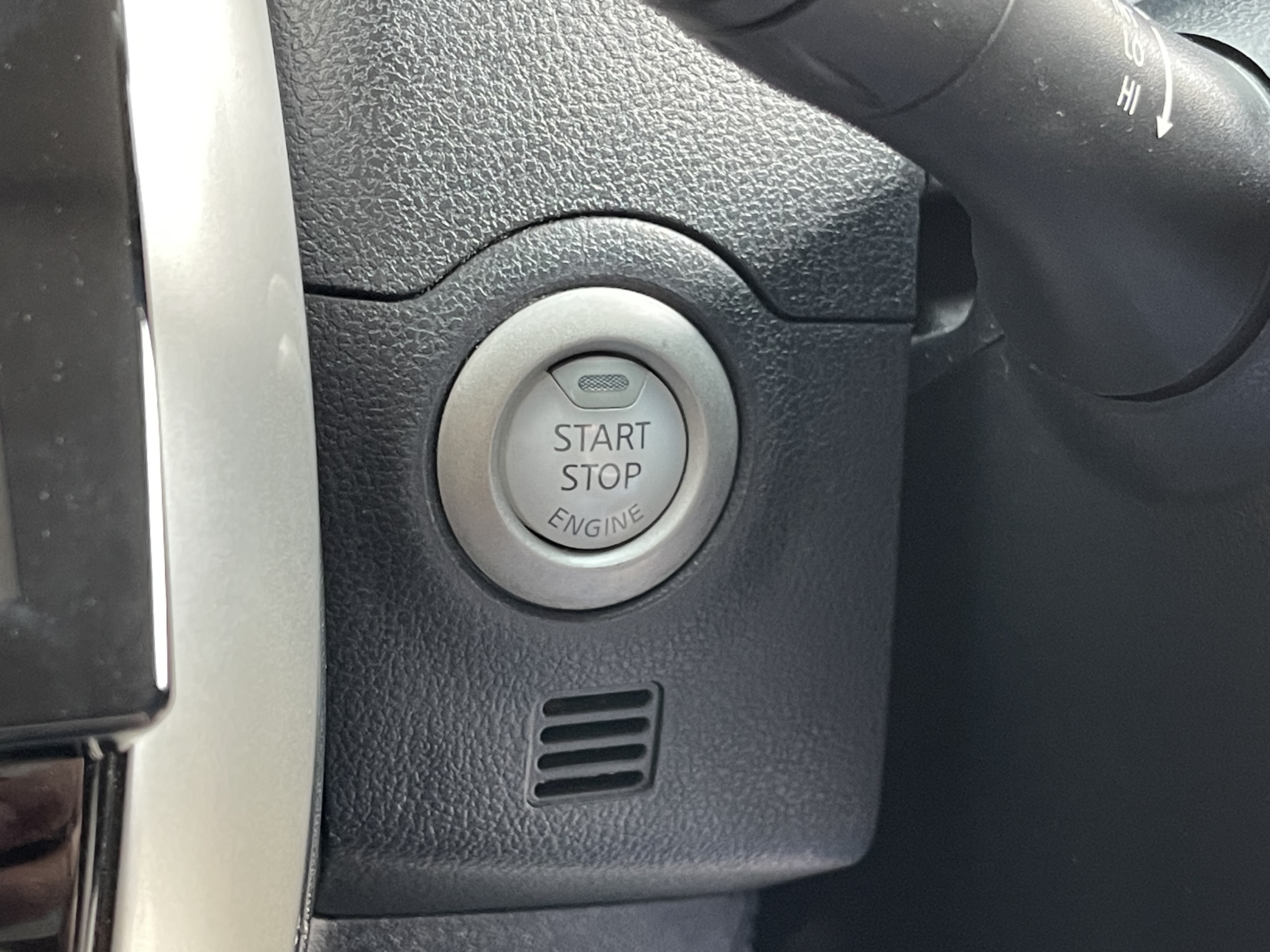 Nissan Almera 1.2 VL At 2014 เงิน