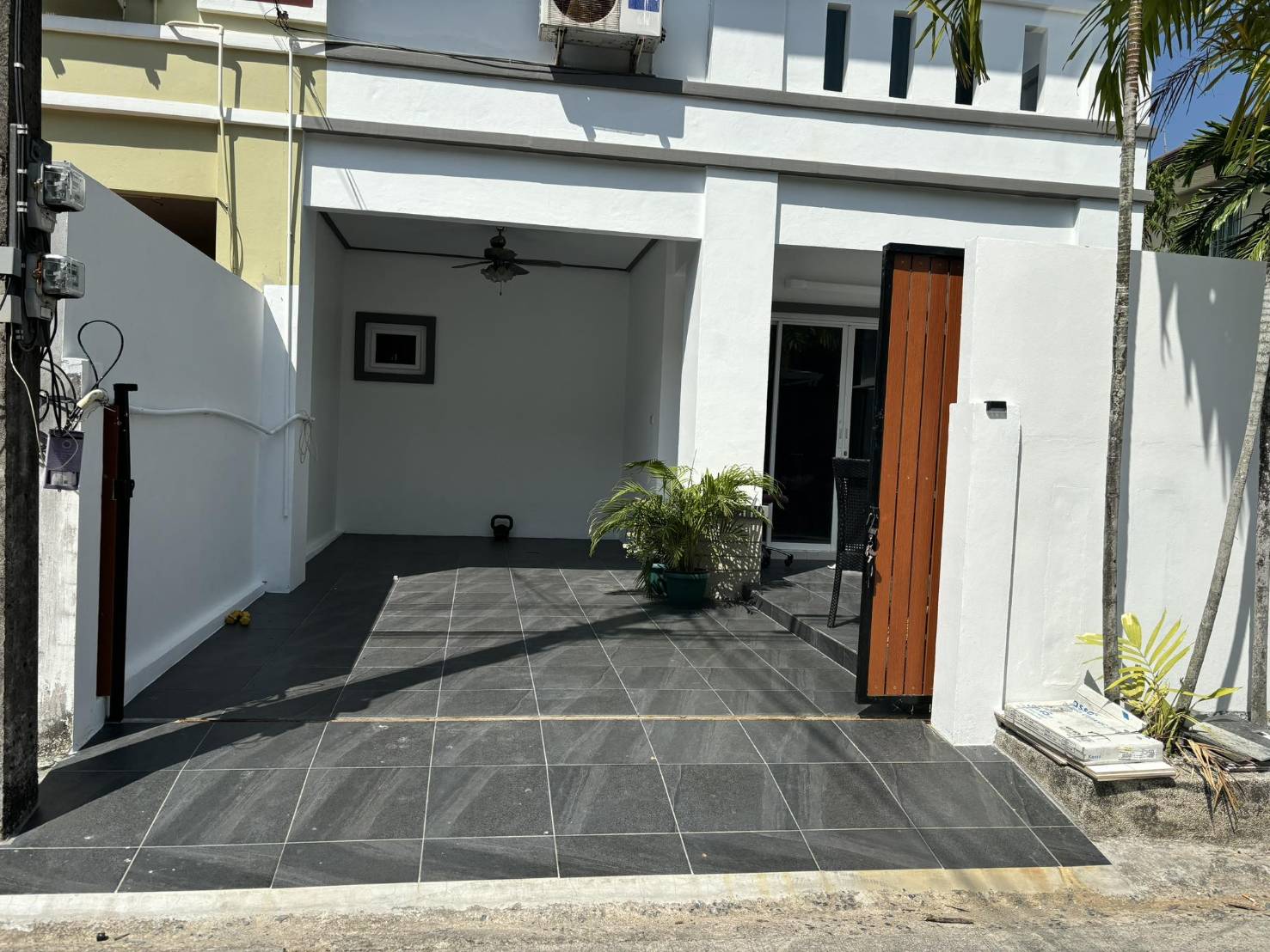 For Rent : Wichit, 2-story townhome, 3 bedrooms 3 bathrooms