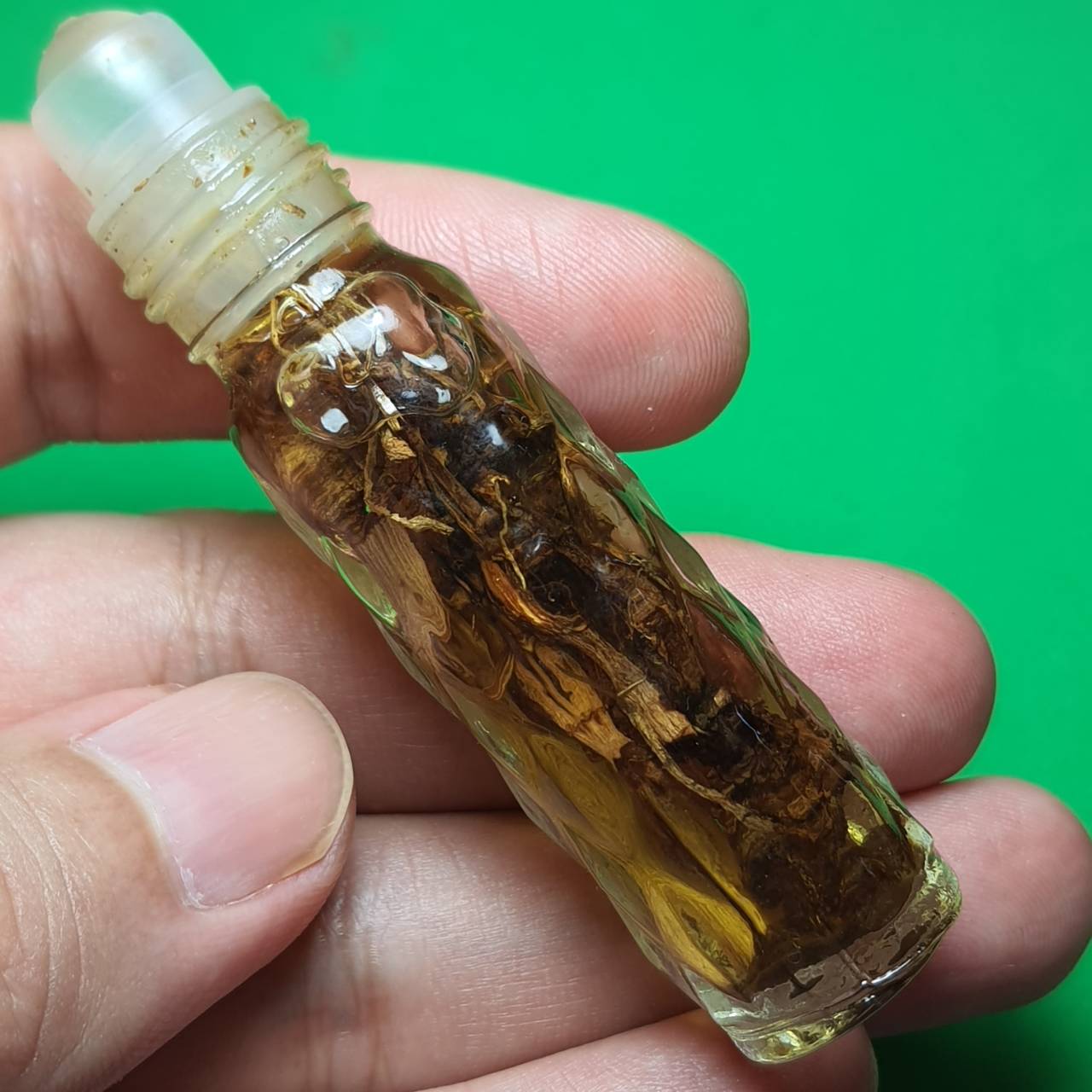 ของเสน่ห์ น้ำมันเสน่ห์รากราคะ รากราคะ รากราคะน้ำมัน น้ำมันเสน่ห์ น้ำมันเสน่ห์แท้