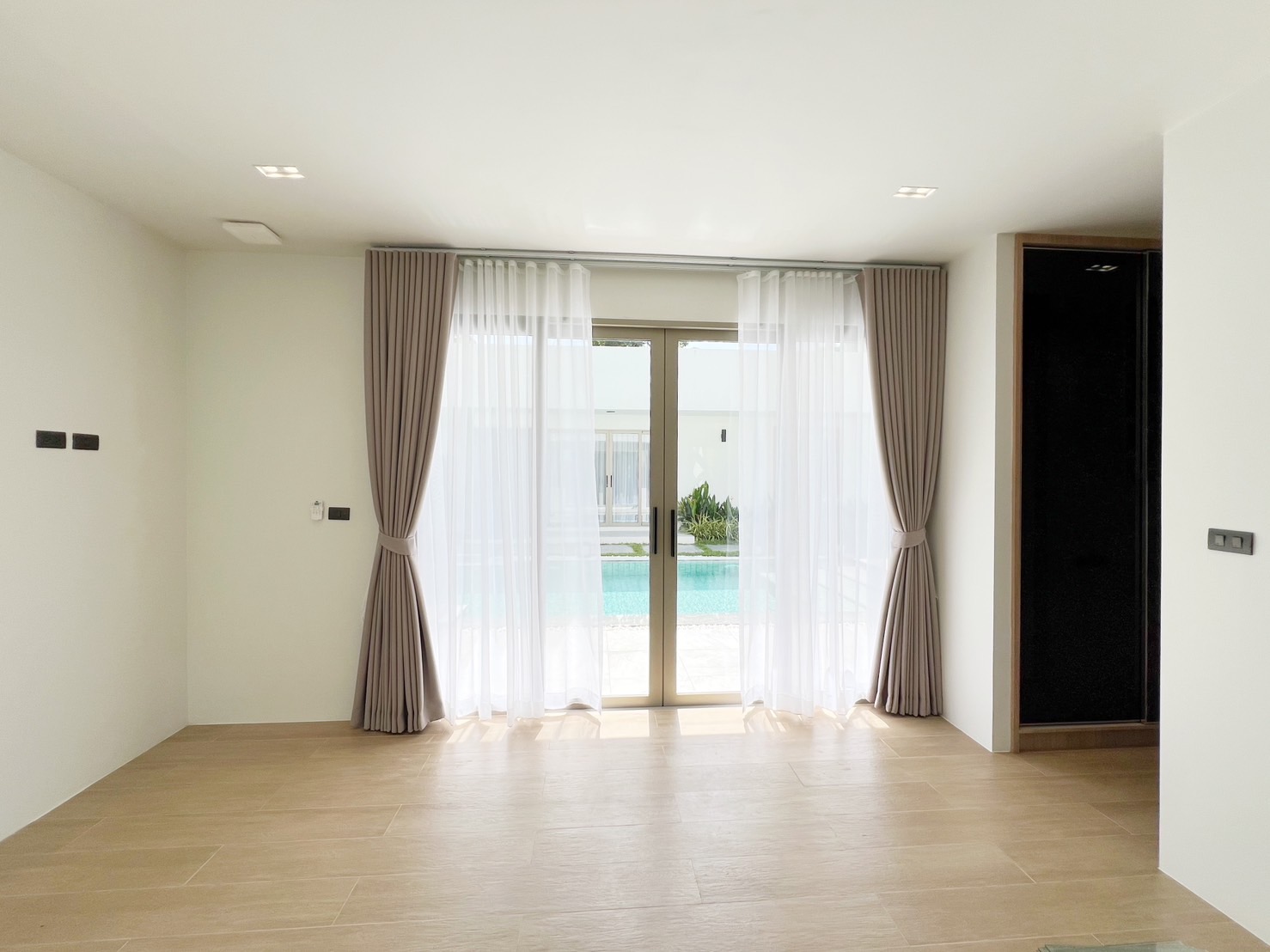 For Sales : Kathu, Loch Palm Villa, 4 Bedrooms 6 Bathrooms