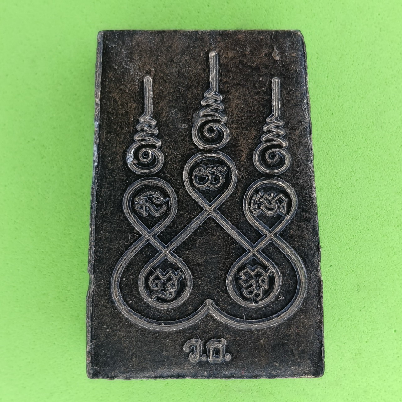 พระเครื่อง พระสมเด็จ 3 ชั้น สีทำเก่า รุ่น กฤษฏาภินิหาร พระสมเด็จเก่าๆ พระสมเด็จสามชั้น พระสมเด็จระฆัง พระสมเด็จแท้ พระแท้ พระสมเด็จสวยๆ เนื้อผง