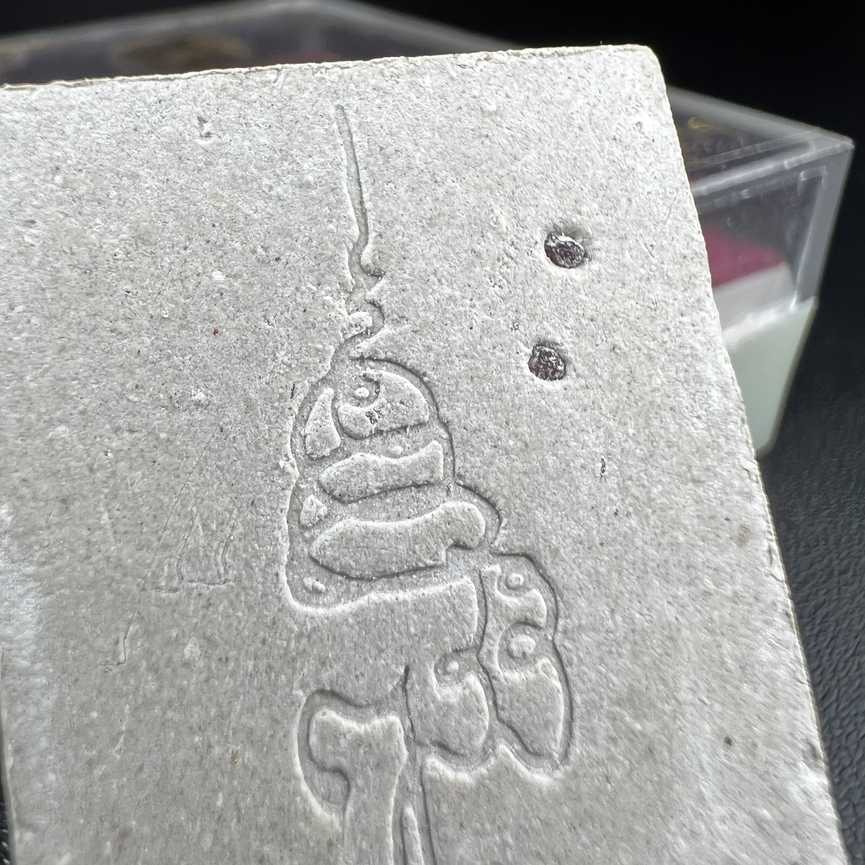 พระพุทธชินสีห์ ภปร. ทันโต เสฏโฐ ปี2533 พิมพ์ใหญ่(องค์นี้ด้านหลังบรรจุพลอยเสกมงคลชัดมาก) บรรจุพระทนต์ในหลวง รุ่นเดียวในประวัติศาสตร์ ****รุ่นนี้ขอแนะนำ****