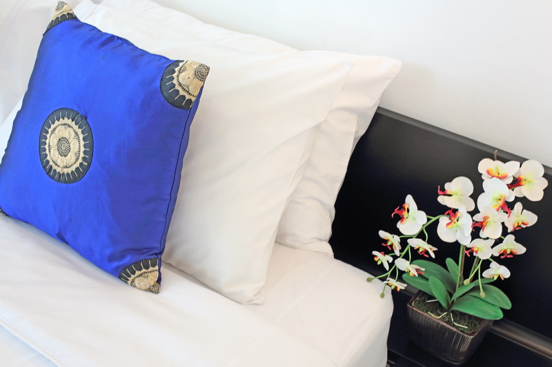 Kamala beach For Sale/Rent : Pool View 2bed room modern linear clean line style condominium