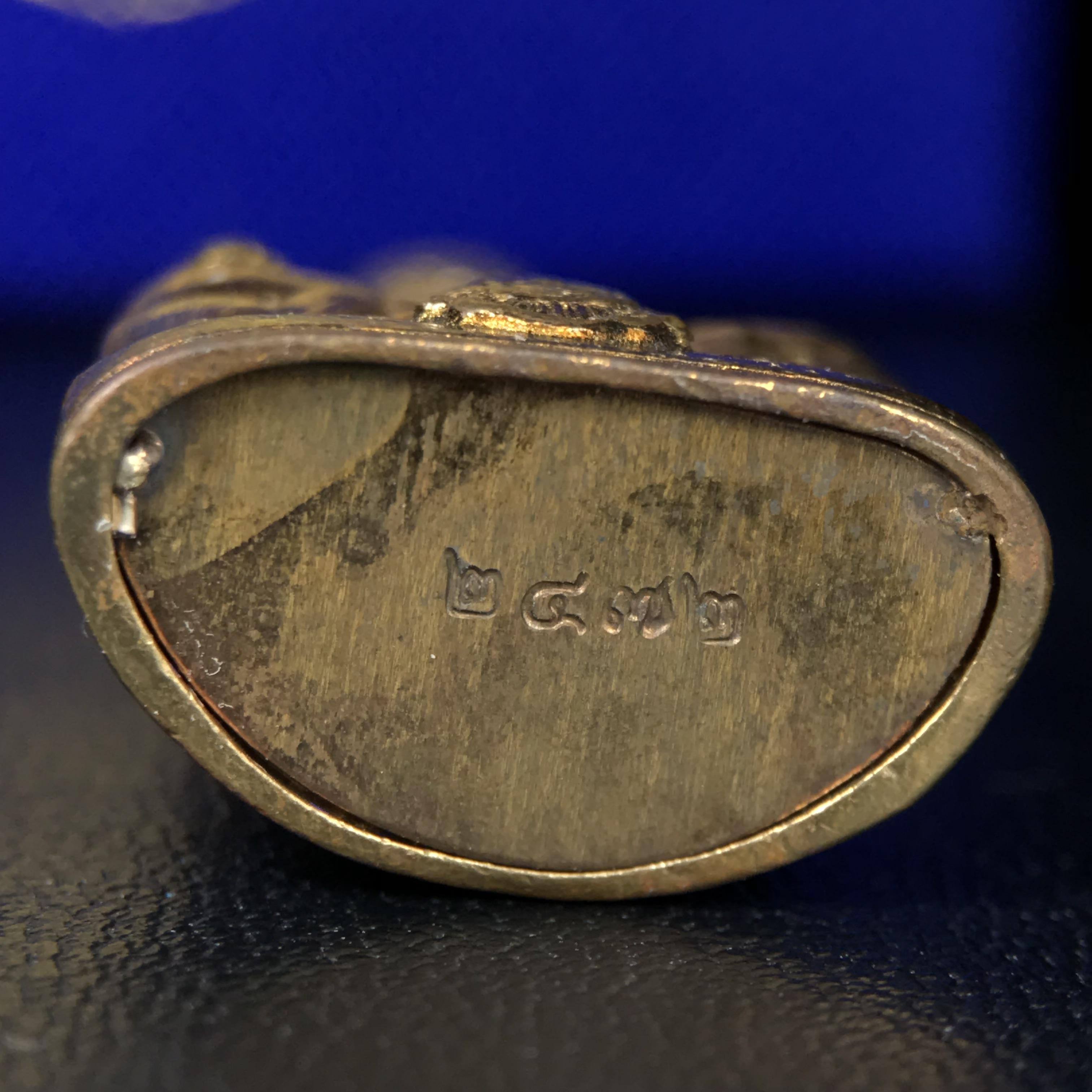 พระกริ่งไพรีพินาศ บรรจุเหล็กไหล ครั้งแรกและครั้งเดียวในประวัติศาสตร์ เฉลิมพระเกียรติ พระบาทสมเด็จพระเจ้าอยู่หัวรัชกาลที่9 พระชนมพรรษา 6 รอบ ปี2542 เนื้อสัมฤทธิ์(บรรจุเหล็กไหล)ดีนอก-ดีใน พิธีใหญ่ มวลสารเด่น (หายาก)