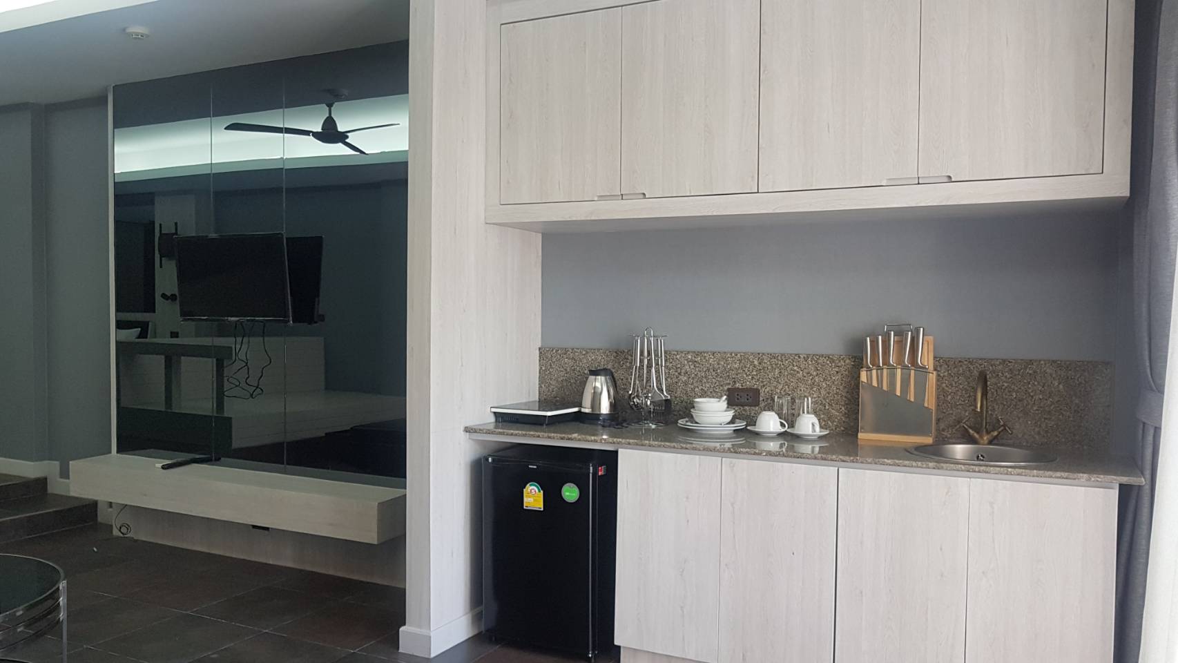 For Rent : Kathu Green place Condominium (1st floor)