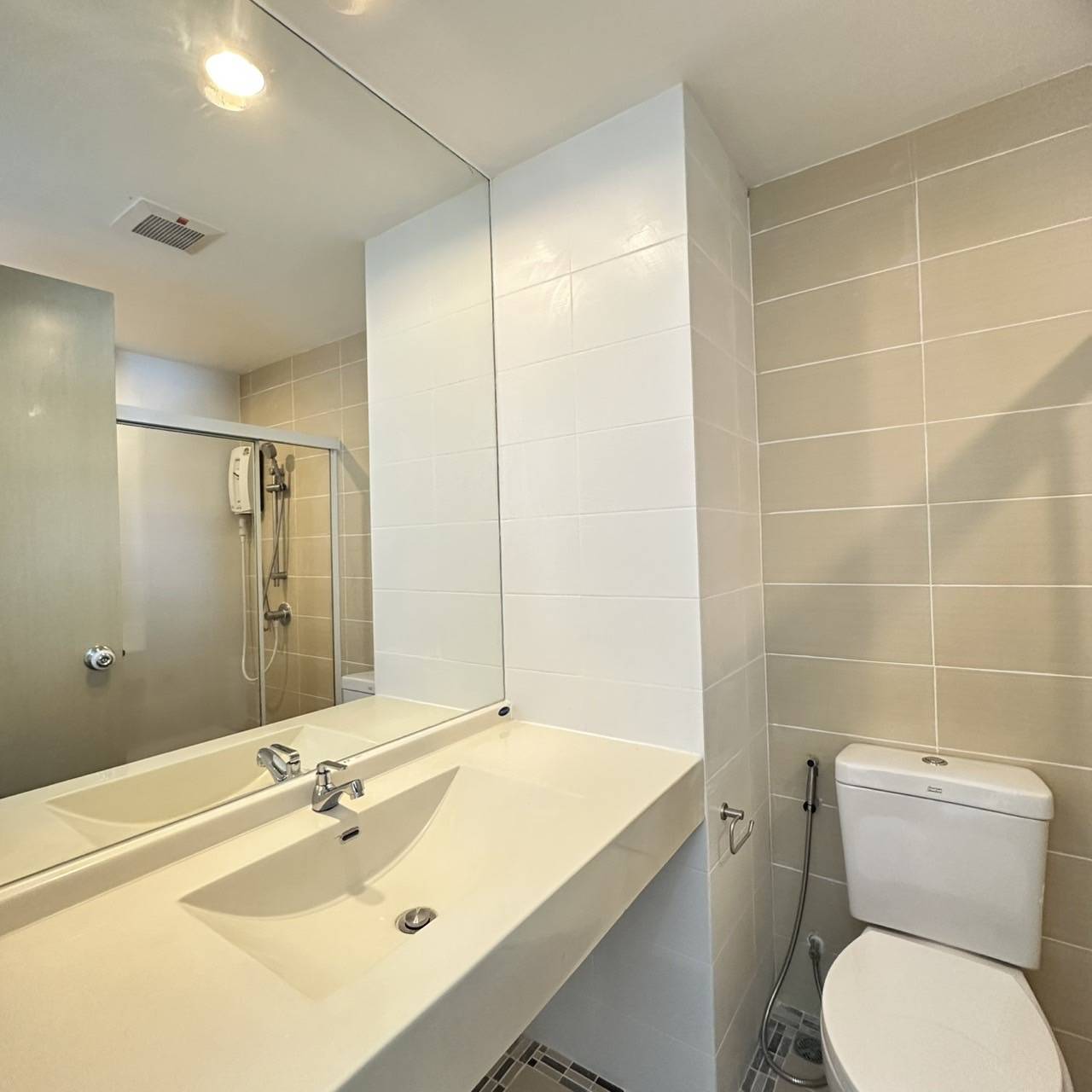 For Sales : Suanluang, The Light, 1 Bedroom 1 Bathroom, 11th flr., City View