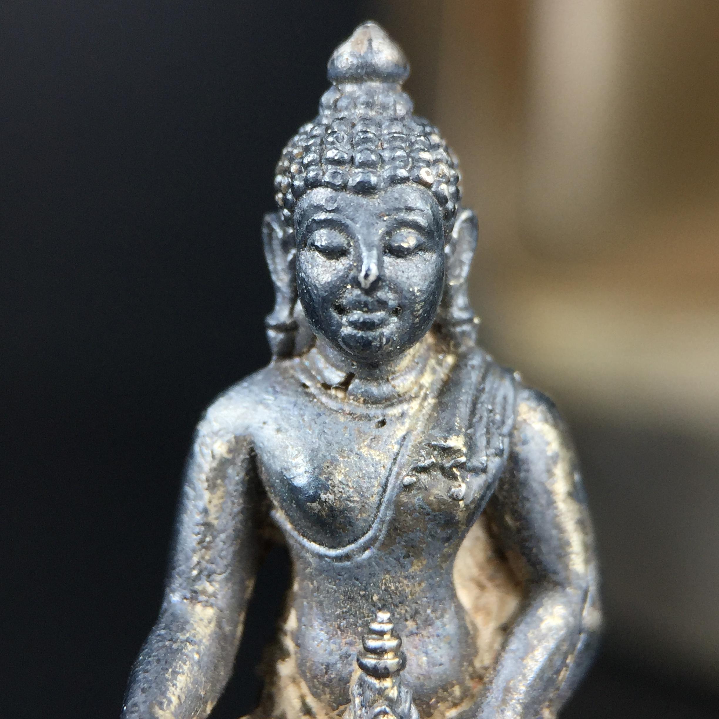 พระกริ่งวาสนา 80 พรรษา สมเด็จพระสังฆราช (วาสน์) วัดราชบพิธฯ ปี2521 เนื้อเงิน(ตอกหมายเลข)(ตอกโค๊ตพระปิดตา) โดยมีหลวงปู่โต๊ะ วัดประดู่ฉิมพลีร่วมปลุกเสก สภาพผิวเดิม สวยจัด แชมป์ๆพร้อมกล่องบรรจุเดิม(หายาก)