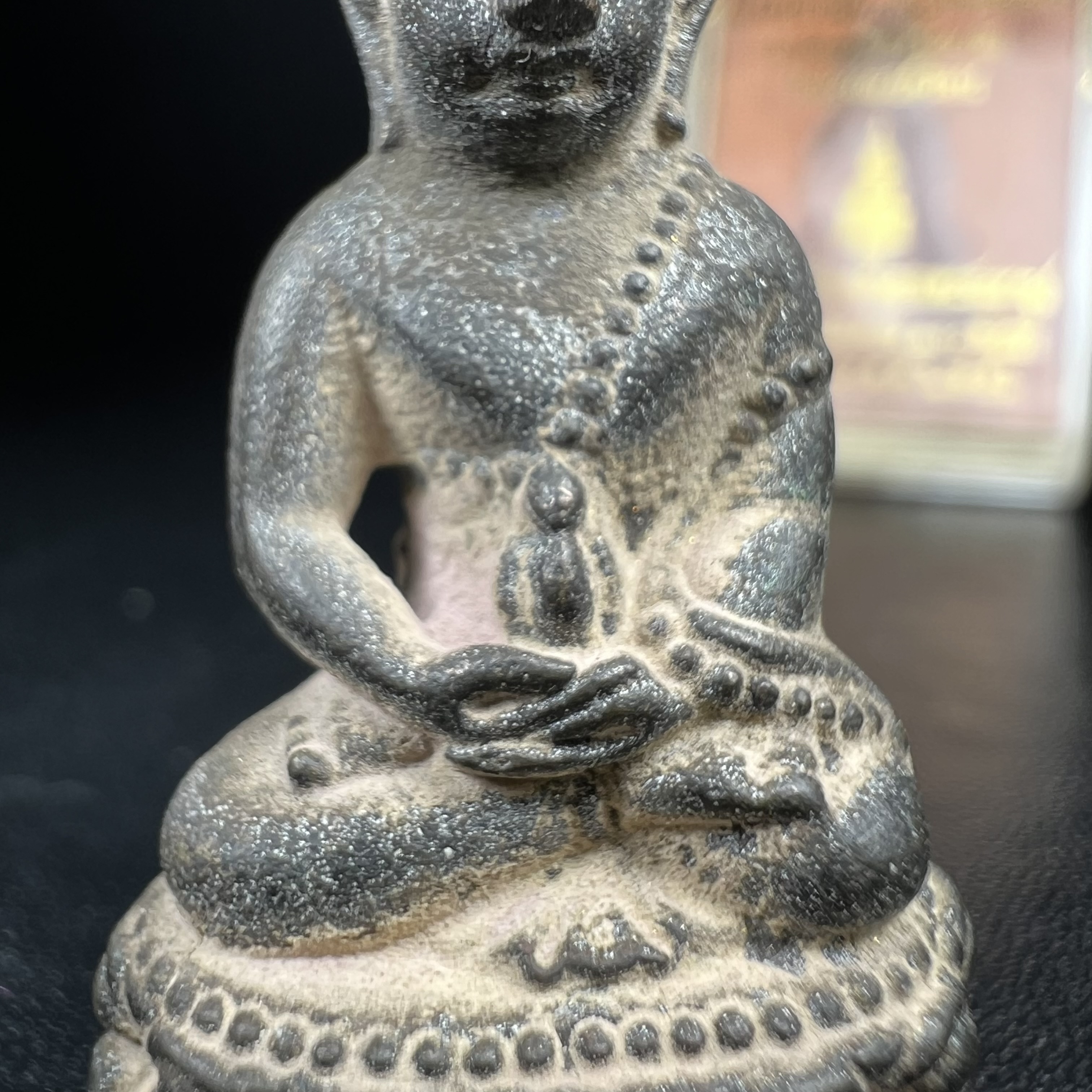 พระกริ่งชินบัญชรฉลองพระชันษา 100 ปี สมเด็จพระญาณสังวร วัดบวรนิเวศวิหาร ปี 2556 เนื้อนวโลหะผสมทองคำก้นอุดผงพรายกุมาร หลวงปู่ทิม พิธีใหญ่ มวลสารเด่น นิยม(1 ใน 599 องค์)หายาก