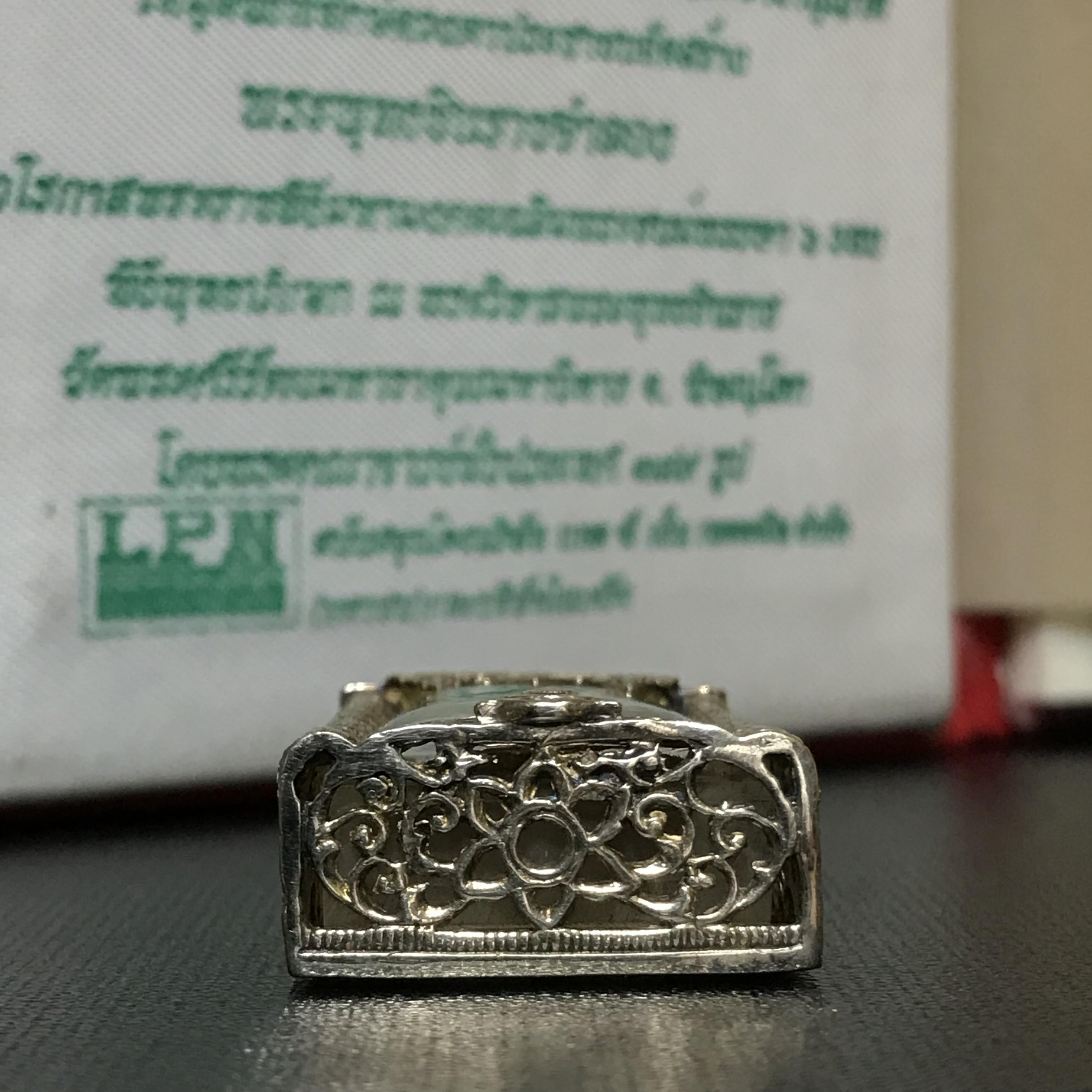 พระพุทธชินราช ภ.ป.ร. 6รอบในหลวง องค์พิเศษกรรมการพร้อมตลับกรอบเดิมจากผู้จัดสร้างโดยมูลนิธิพิทักษ์ดวงตาประชาชน ปี2542