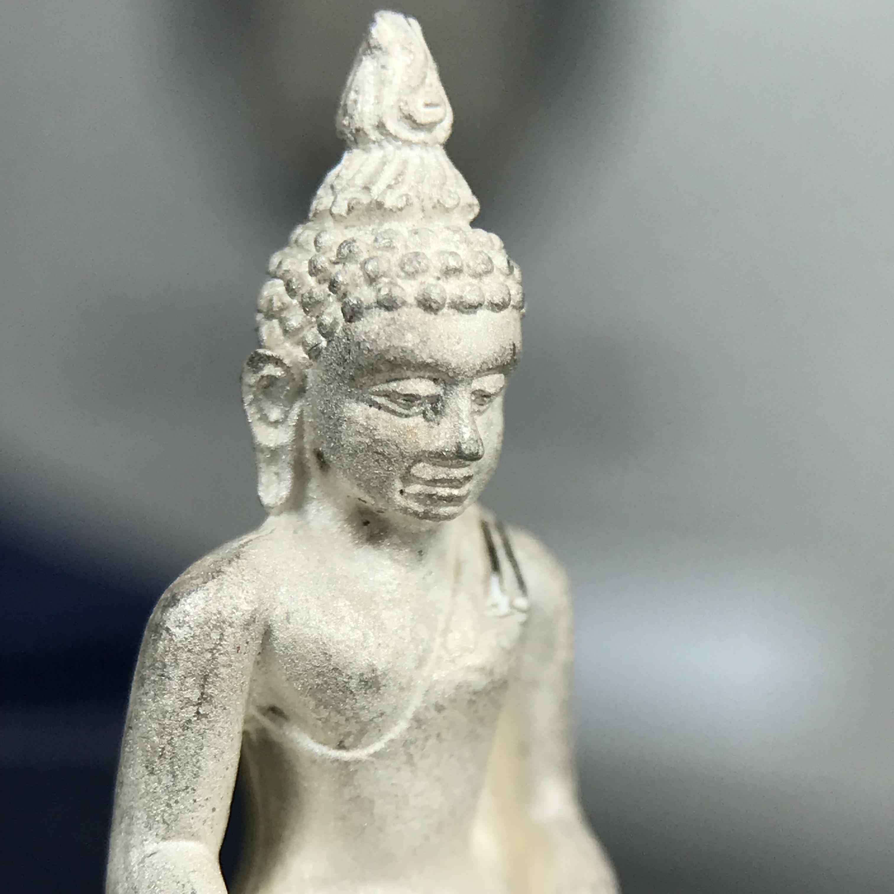 พระกริ่งไพรีพินาศ ญสส.มูลนิธิพิทักษ์ดวงตาประชาชน ฉลองศิริราชสมบัติครองราชย์ 50 ปี รัชกาลที่ 9 เนื้อเงินบริสุทธิ์ 99.9% ขนาดสูง 2.8 ซม. พร้อมกล่องบรรจุเดิมและการ์ดใบรับรองเดิมครบสมบูรณ์(องค์หมายเลข ๖๖๘๐)