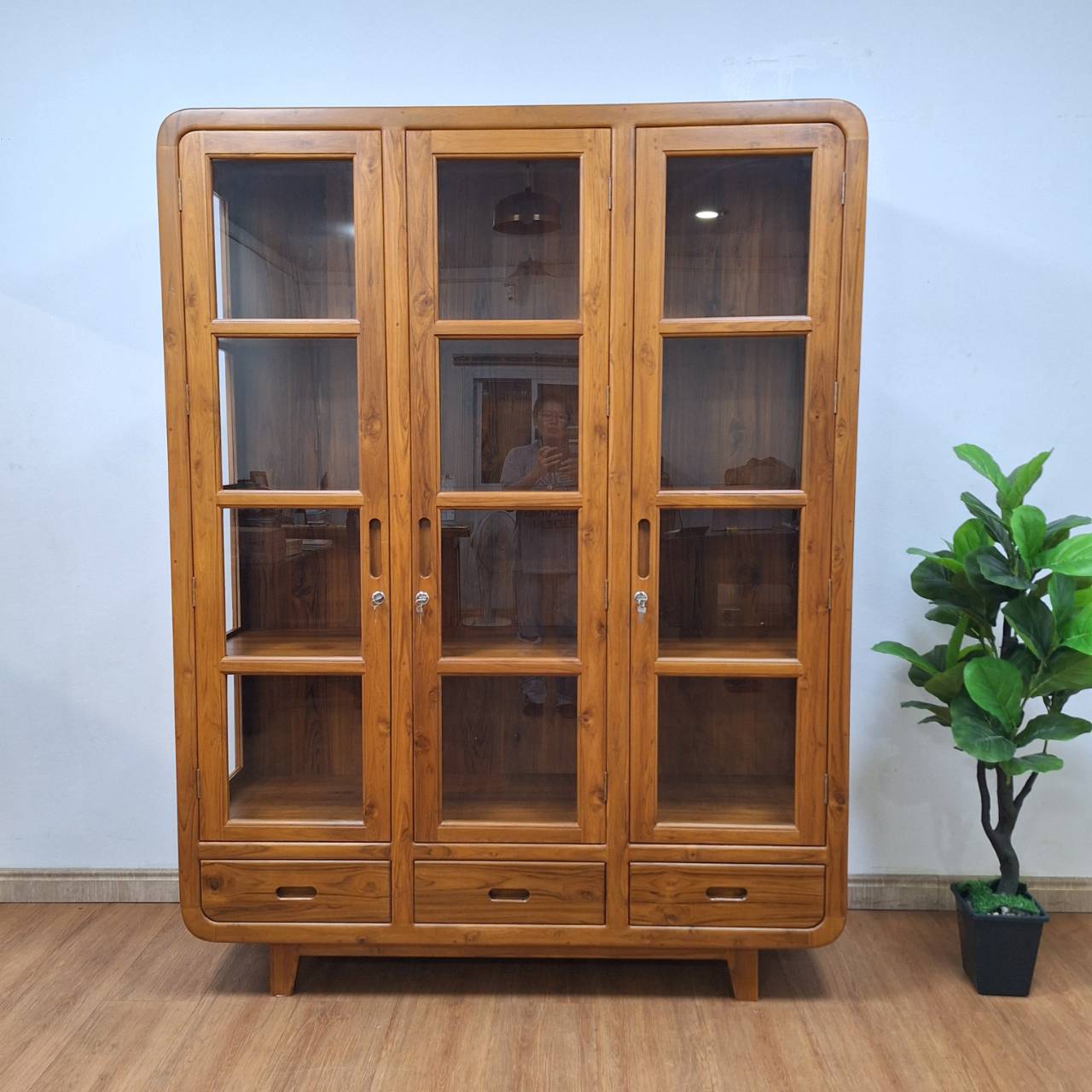 ตู้โชว์ รุ่น มัลดิฟ