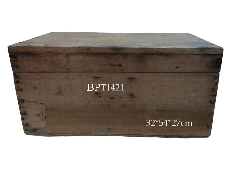 หีบไม้สัก งานเก่า ขนาด32*54*27cm