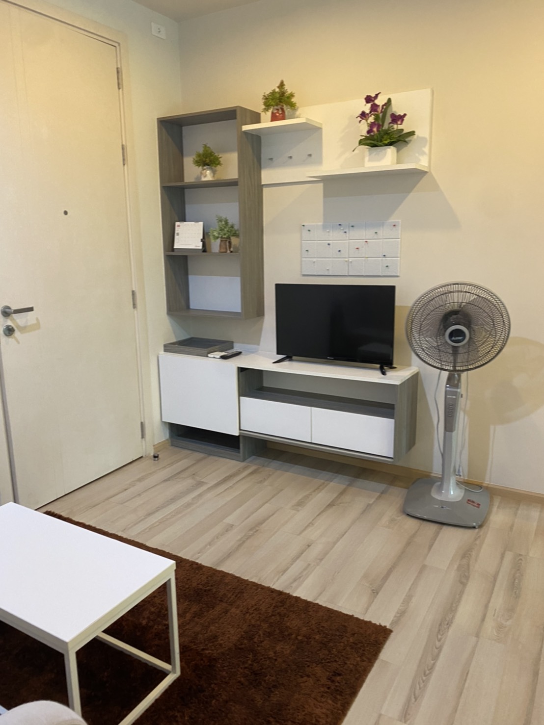 For Rent : The Base Central, Phuket Town, 1 Bedroom 1 Bathroom, 2rd