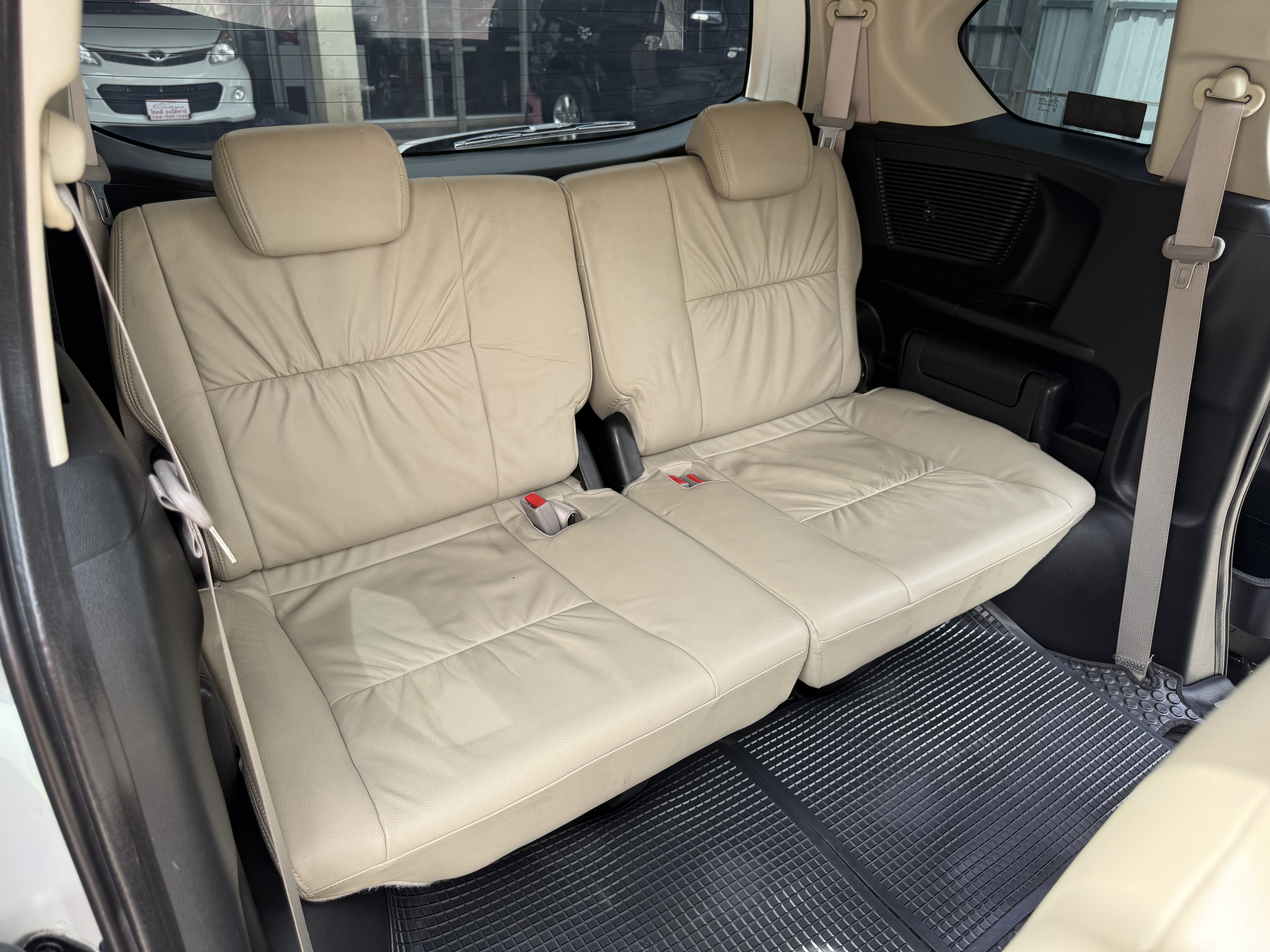 Honda Freed 1.5 E แอร์หลัง At 2015 ขาวมุก