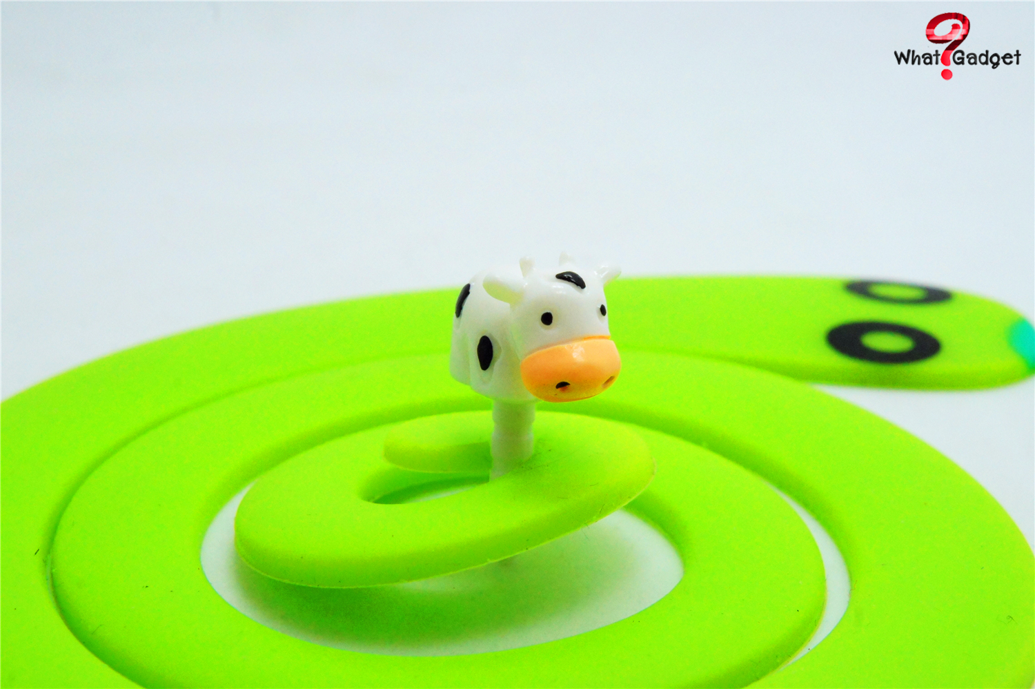 จุกกันฝุ่น โคนมสีขาว