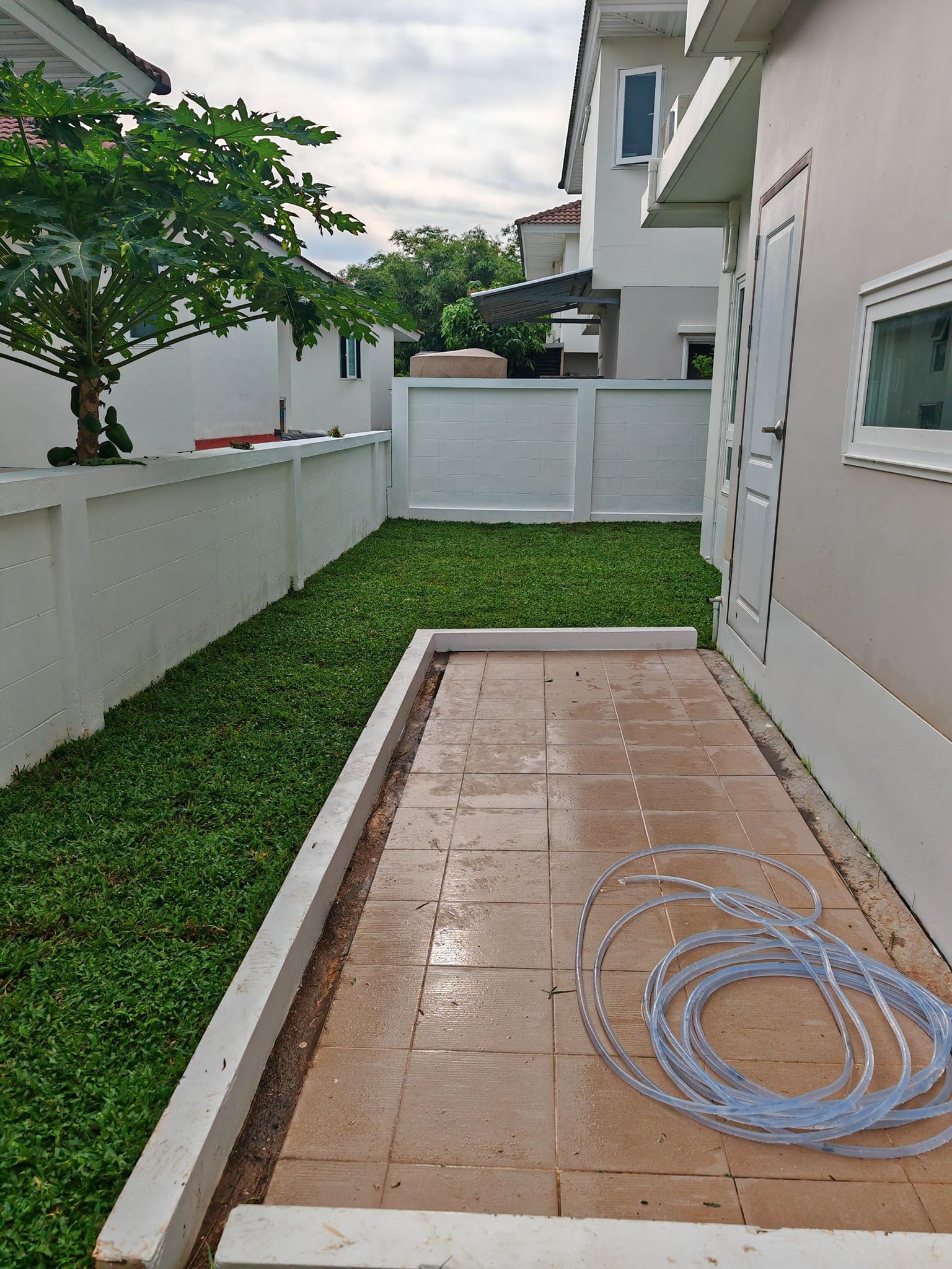 Thalang House Supalai Essence 3 bed room near Robinson. for Rent