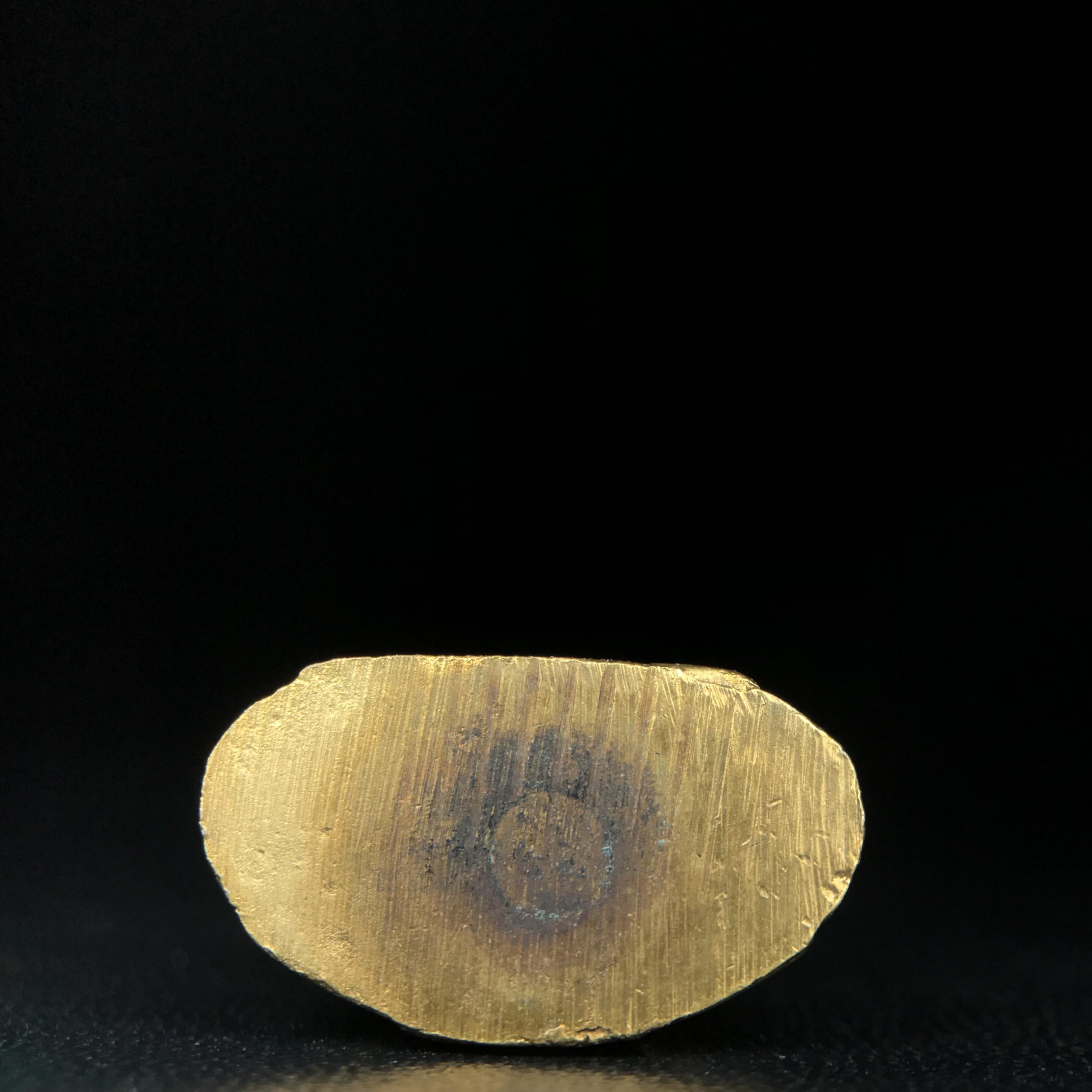 พระกริ่ง ภปร.(รุ่นแรก) วัดบวรนิเวศวิหาร พ.ศ.2508 กะไหล่ทองเดิม(กรรมการ)พิมพ์นิยม(หูยาว)(ก้นตะไบหยาบ)สภาพคัดสวยเดิม(ในหลวงรัชกาลที่9ทรงเสด็จเททอง)พบเจอน้อยหายาก